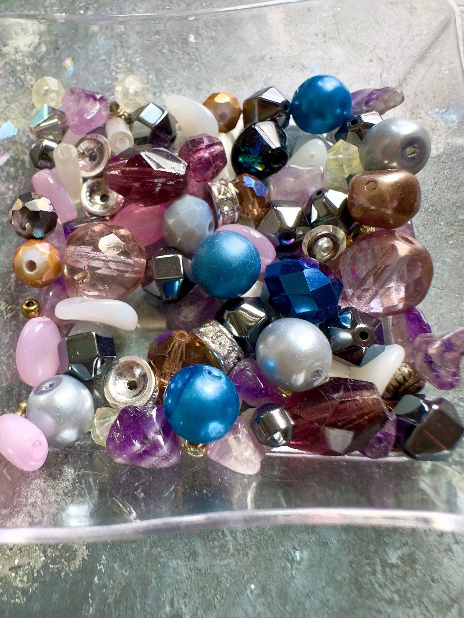 Moon Glow - 1 oz Vintage Bead Mix - Idaho Vintaj Design - 6/18/2025 - Vintaj Live Shop ID