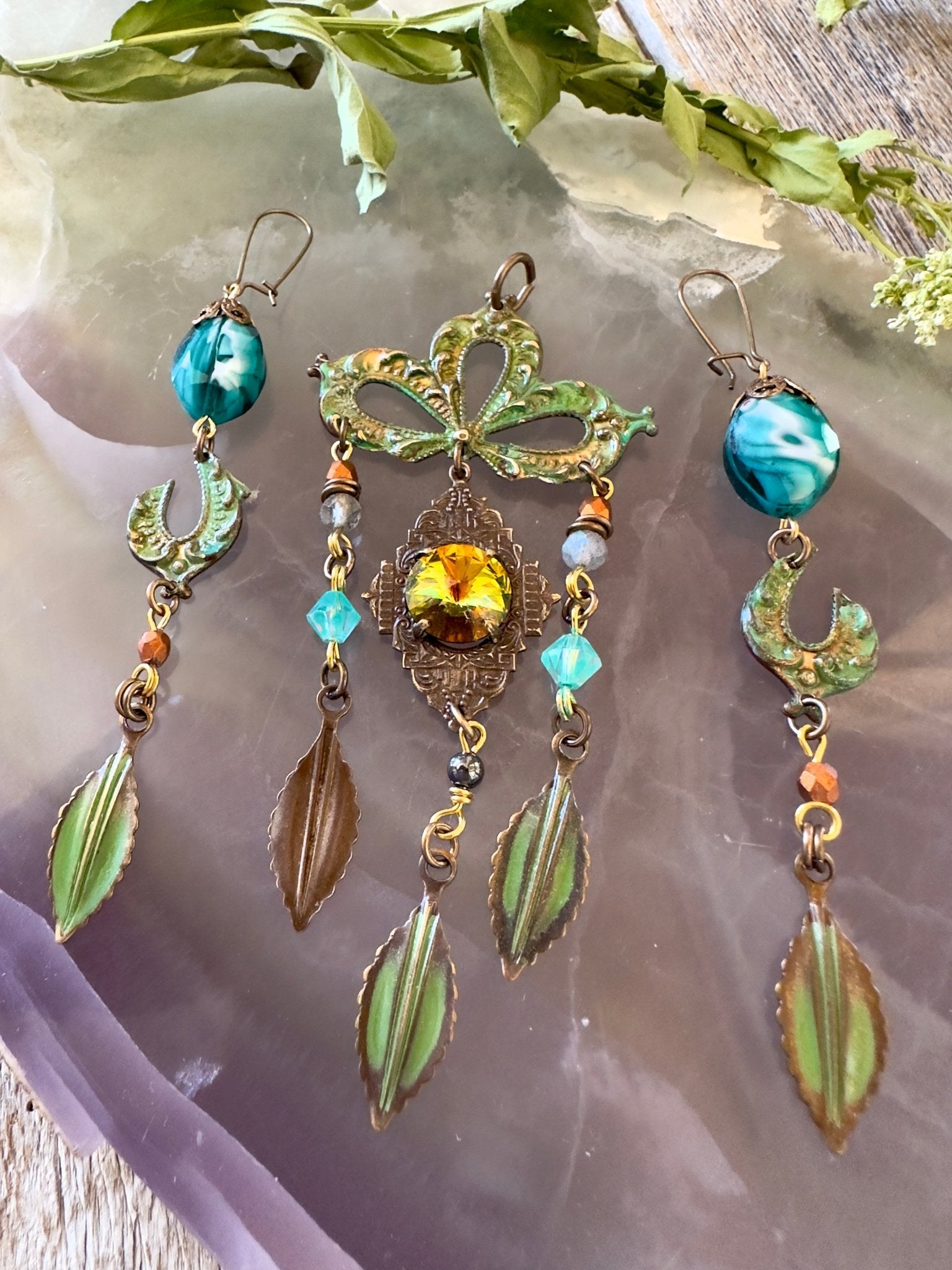 Paradise Fleur - Pendant Earrings Kit - 5/23/2025 - Vintaj Live Shop ID