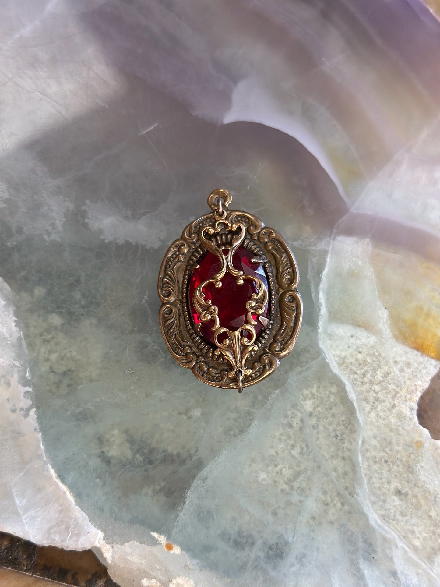 Ruby Glass Tension Wrap Pendant Kit - Vintaj Design - 3/26/2025 - Vintaj Live Shop ID