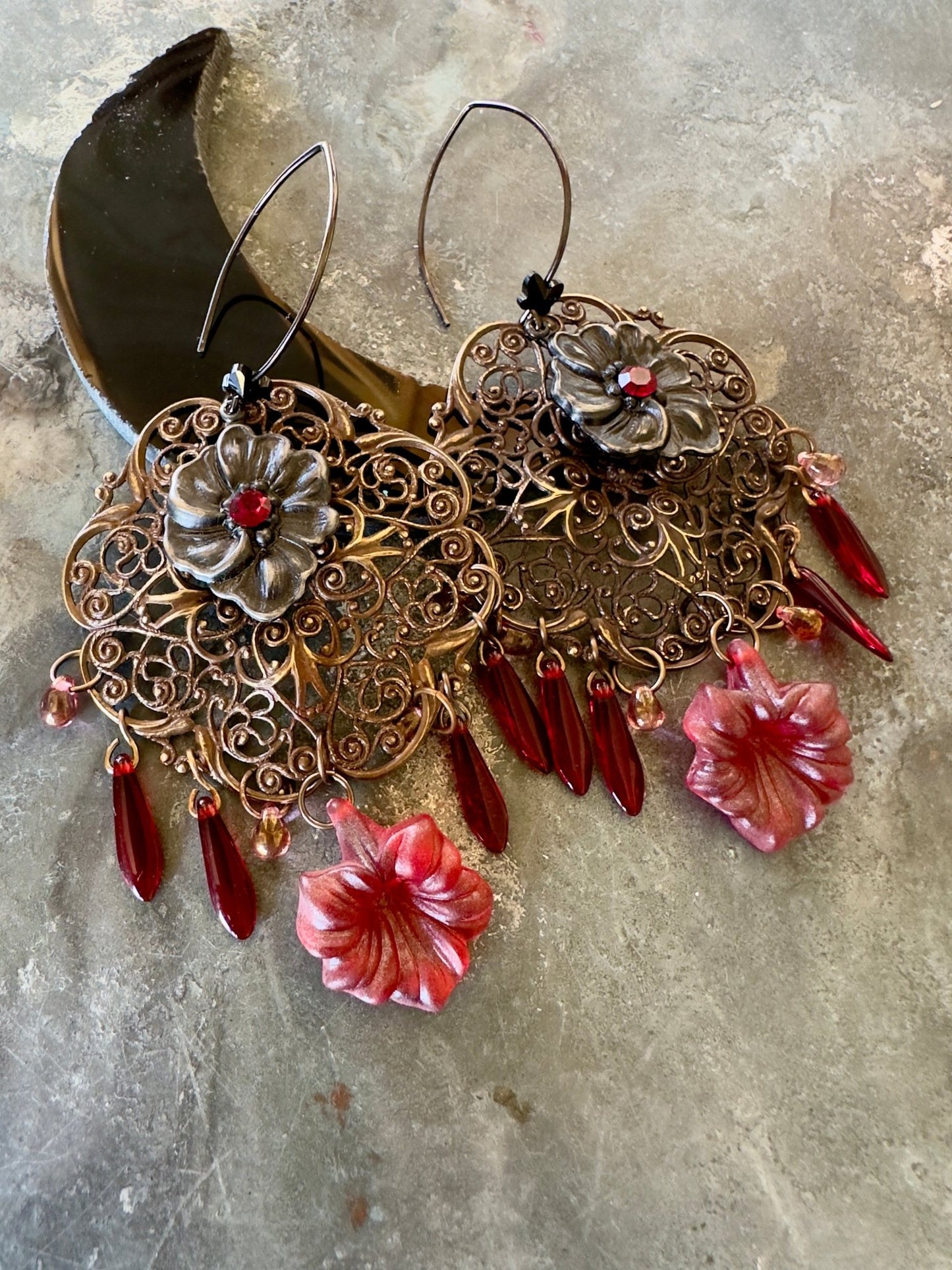 Scarlet Lace - Earrings Kit - Vintaj Idaho Design - 7/30/2025 - Vintaj Live Shop ID