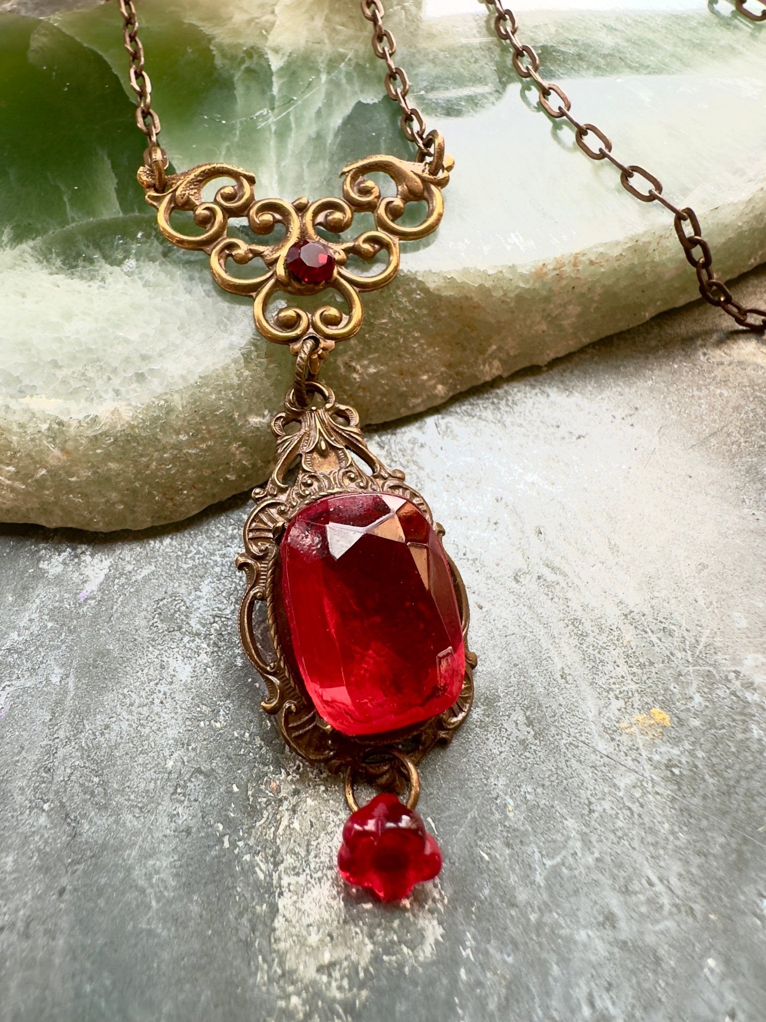 Scarlet Romance - Vintage Focal Necklace Kit - Vintaj Idaho Design - 10/1/2025 - Vintaj Live Shop ID