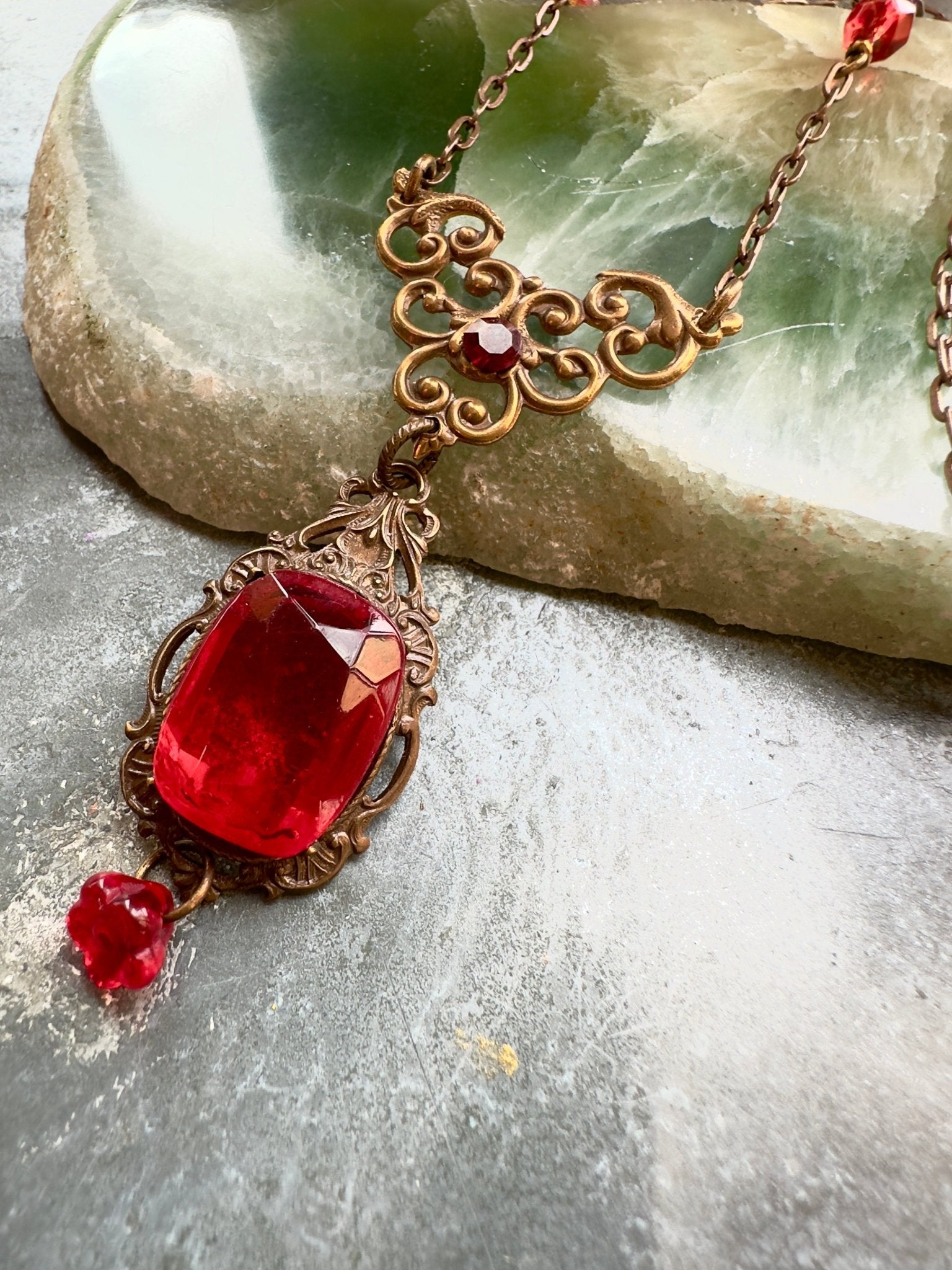 Scarlet Romance - Vintage Focal Necklace Kit - Vintaj Idaho Design - 10/1/2025 - Vintaj Live Shop ID