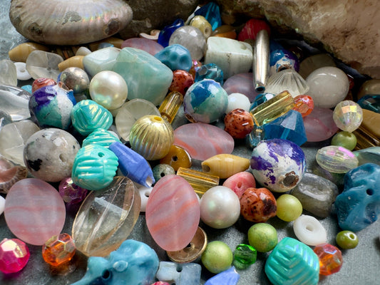 Shimmering Sands - 2 Oz Vintage Deluxe Bead Mix - Vintaj Idaho - 03/16/2026 - Vintaj Live Shop ID