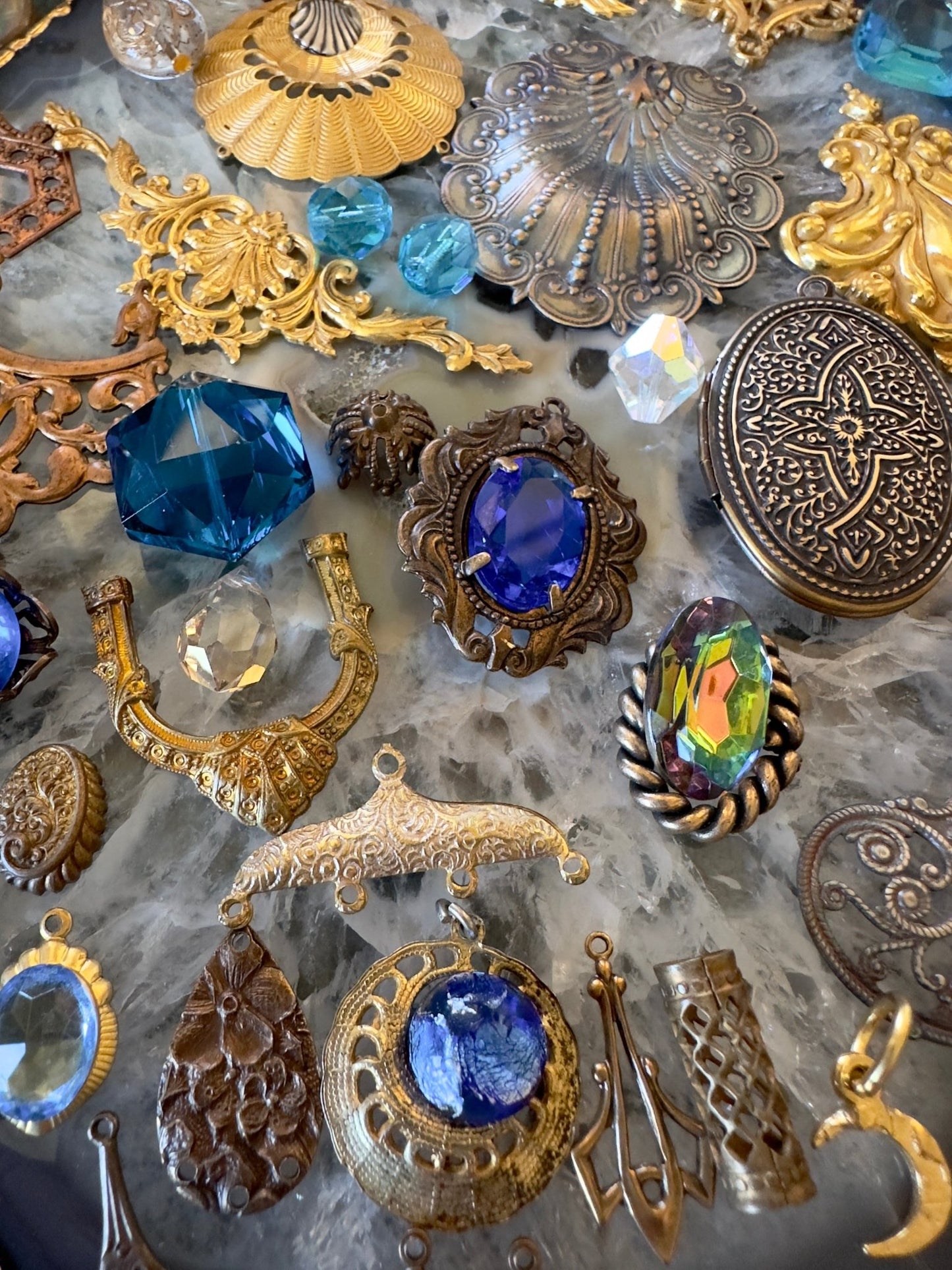 Siren Tide Mini OAK Drop! - One Of A Kind Curated Lot - Vintaj Idaho Design - 8/17/2025 - Vintaj Live Shop ID