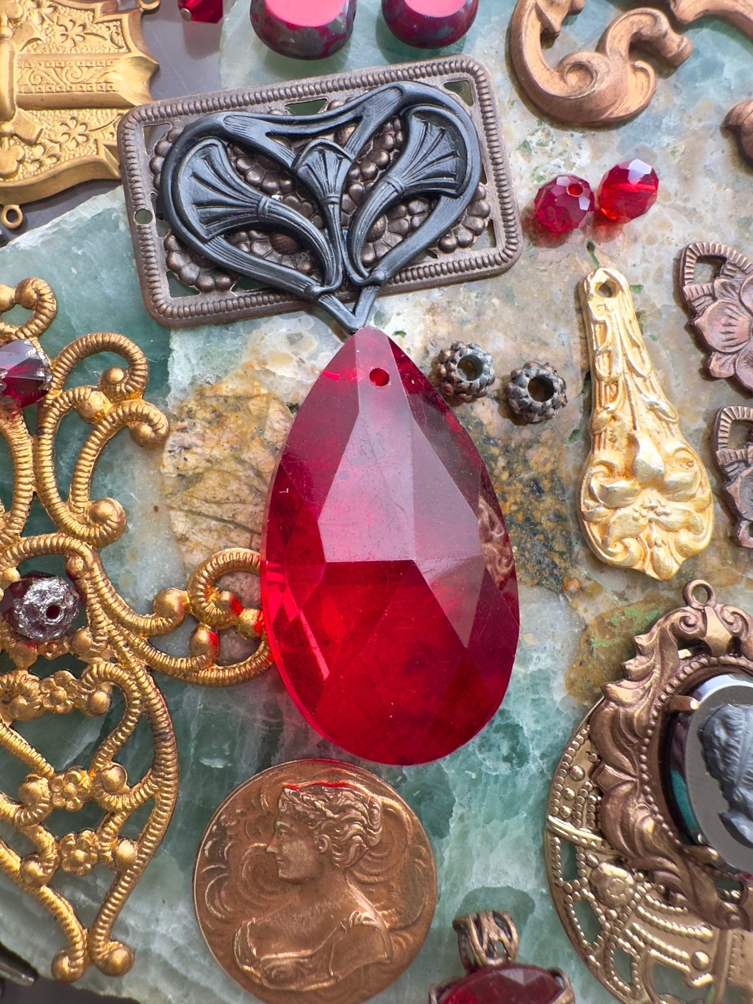 Tuesday OAK Drop! 1 - One Of A Kind Curated Lot - Vintaj Idaho Design - 10/21/25 - Vintaj Live Shop ID