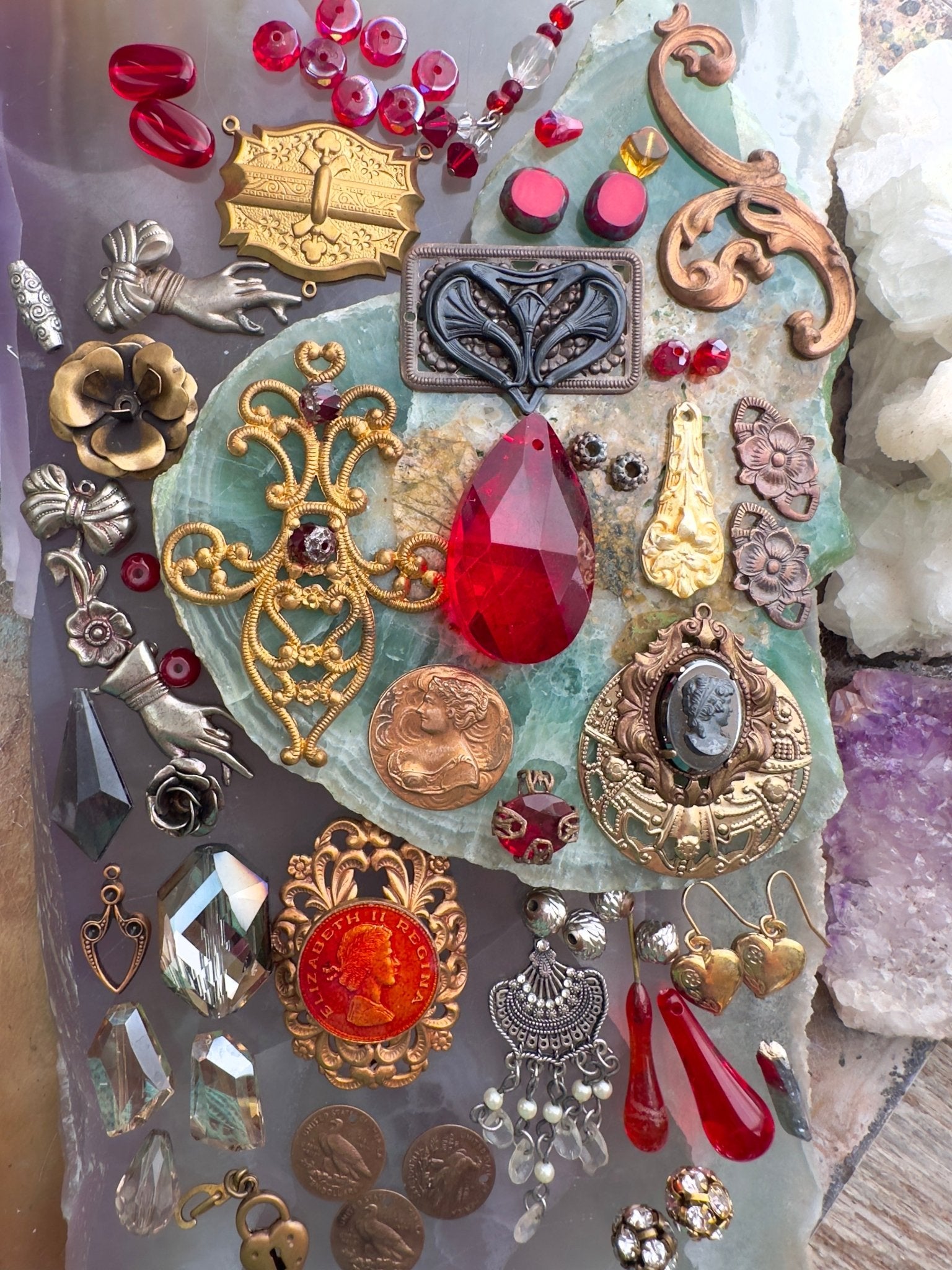 Tuesday OAK Drop! 1 - One Of A Kind Curated Lot - Vintaj Idaho Design - 10/21/25 - Vintaj Live Shop ID