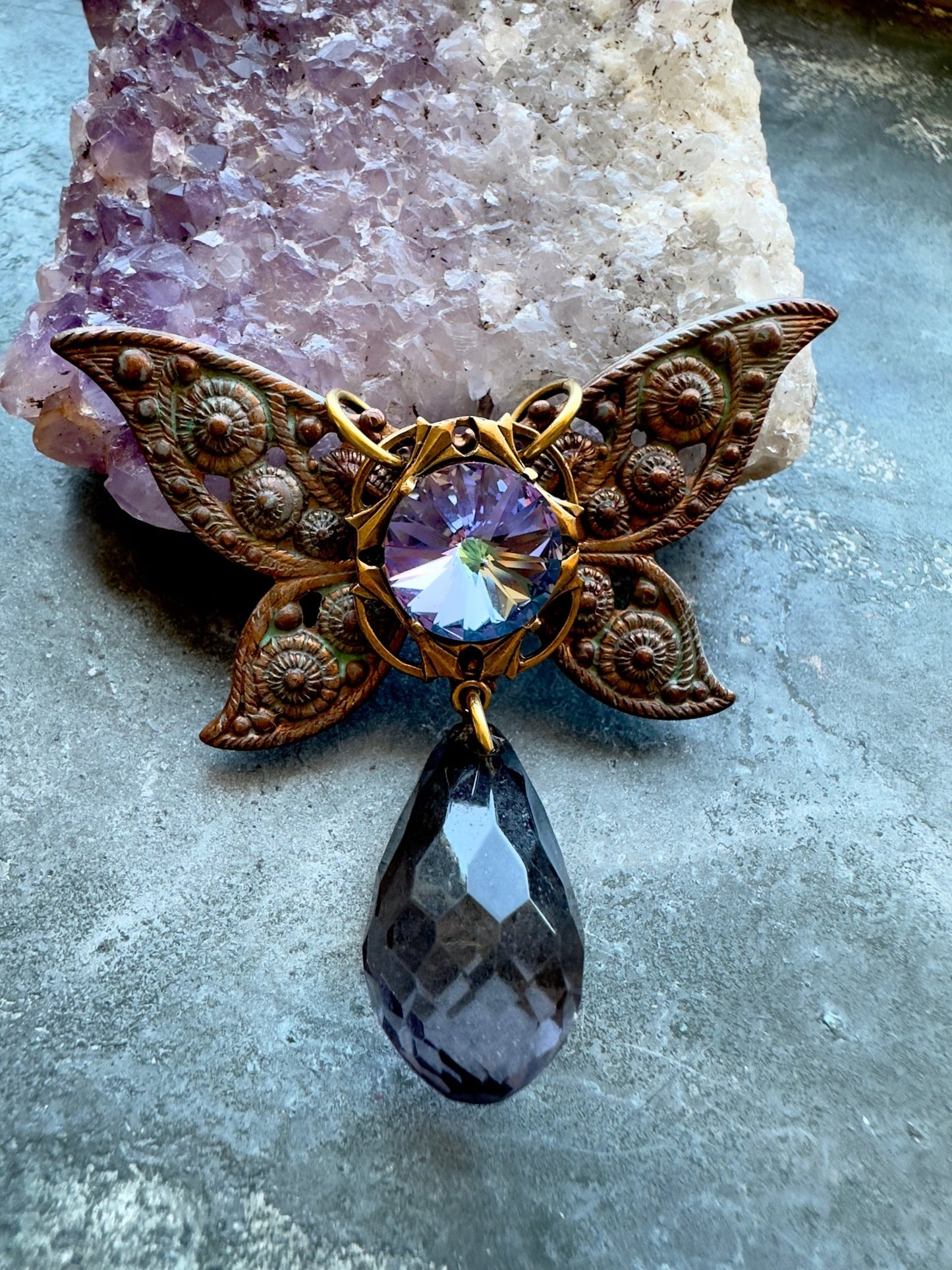 Wildwing Mist Pendant Kit - Vintaj Idaho Design - 8/13/2025 - Vintaj Live Shop ID