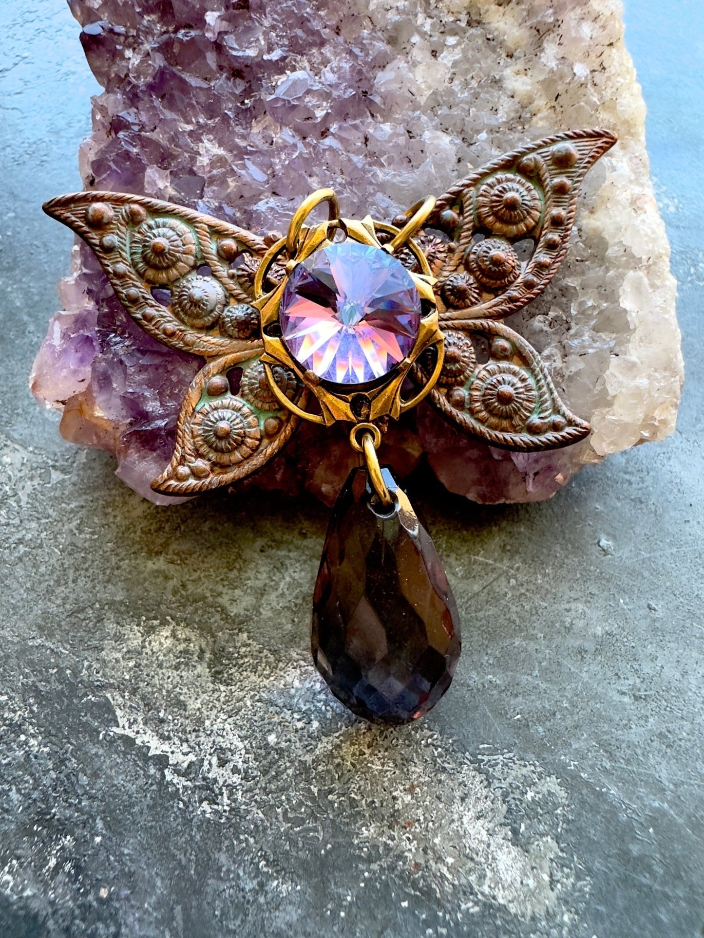 Wildwing Mist Pendant Kit - Vintaj Idaho Design - 8/13/2025 - Vintaj Live Shop ID