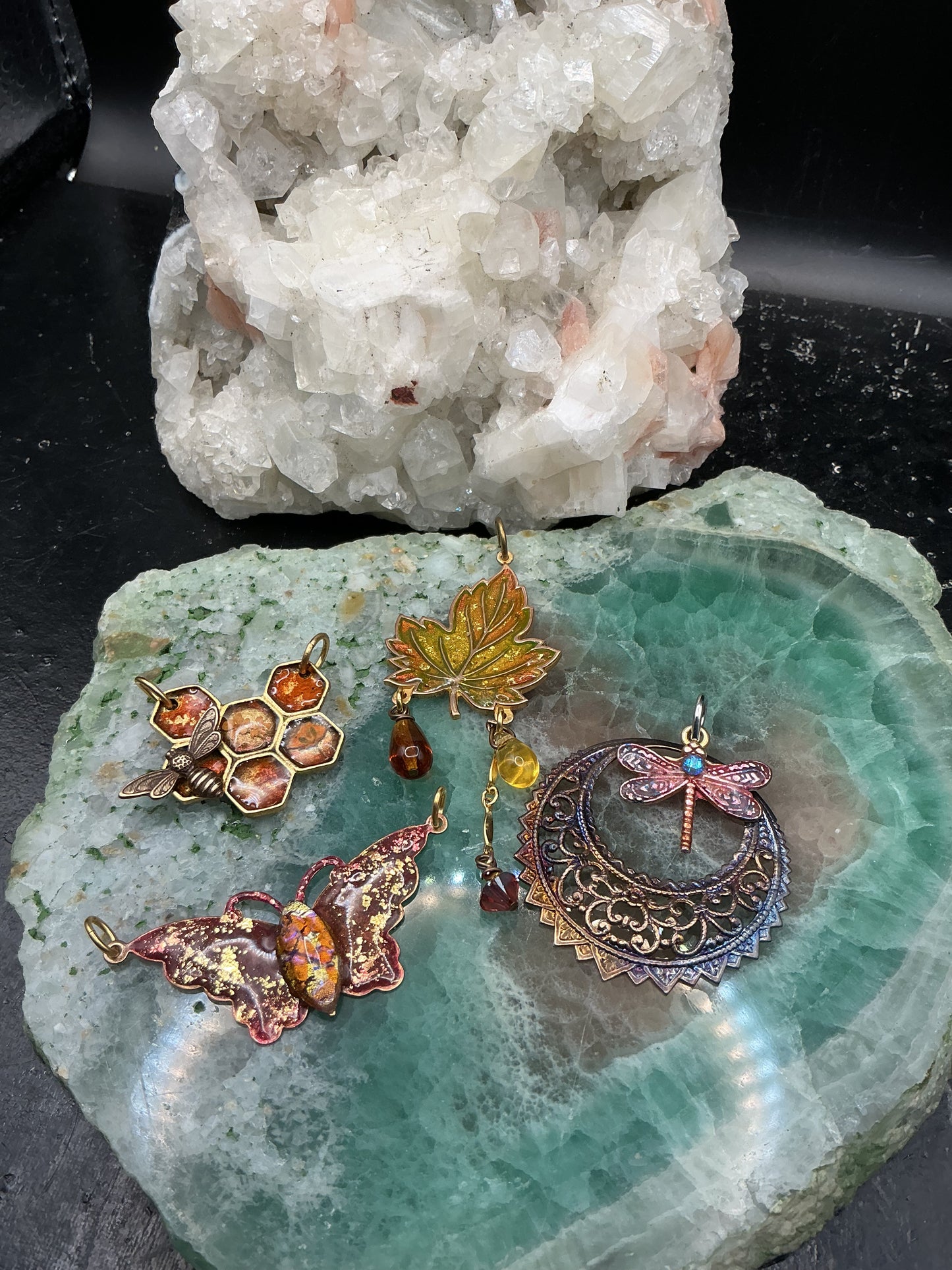 Amber Flight 4 Vintage Pendant Lot - VLS Idaho - 7/3/26