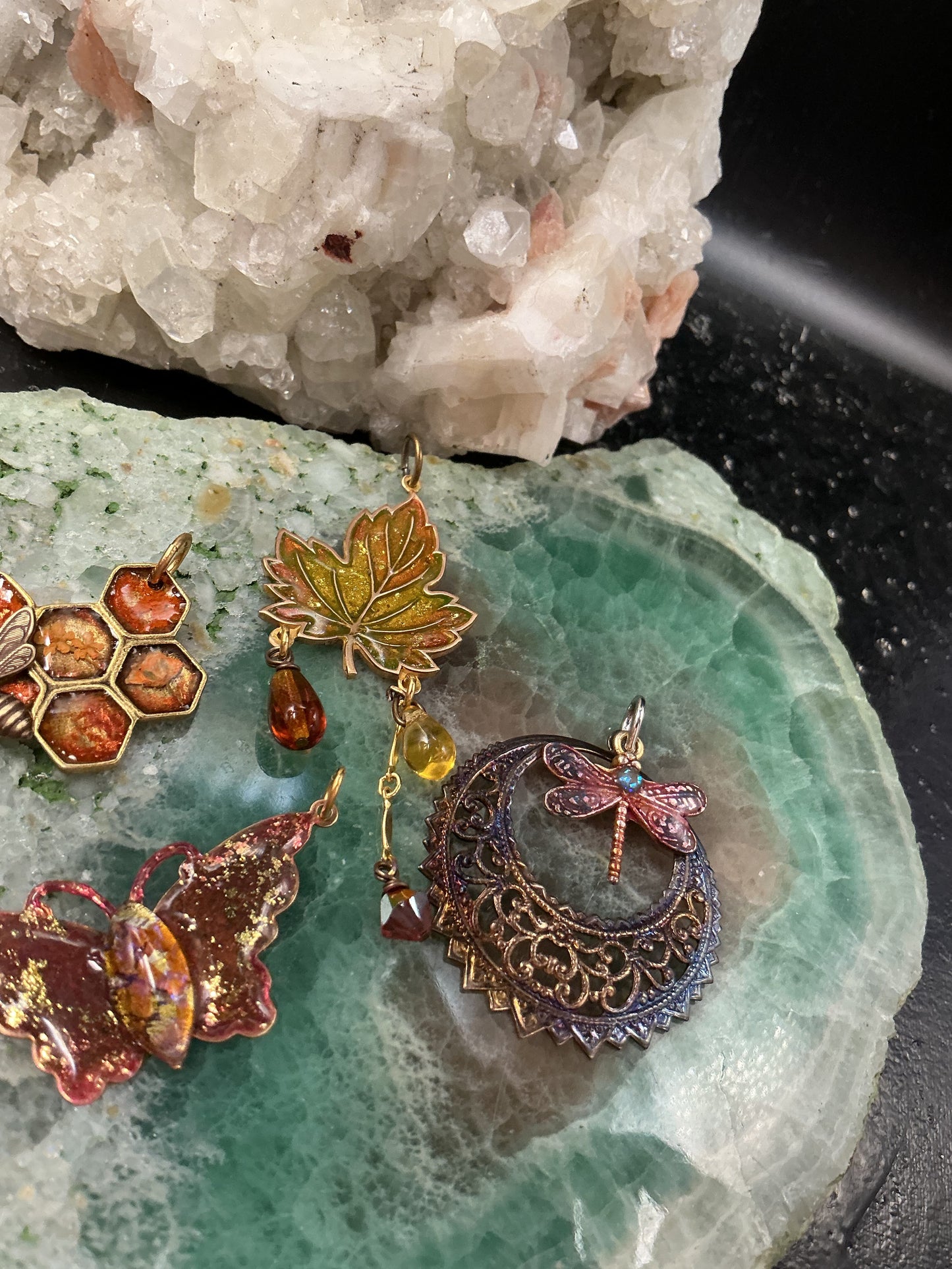 Amber Flight 4 Vintage Pendant Lot - VLS Idaho - 7/3/26
