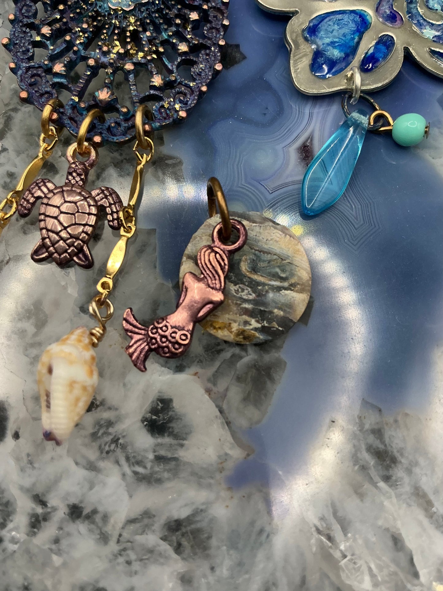 Island Reverie 5 Vintage Pendant Lot- VLS Idaho - 7/3/26