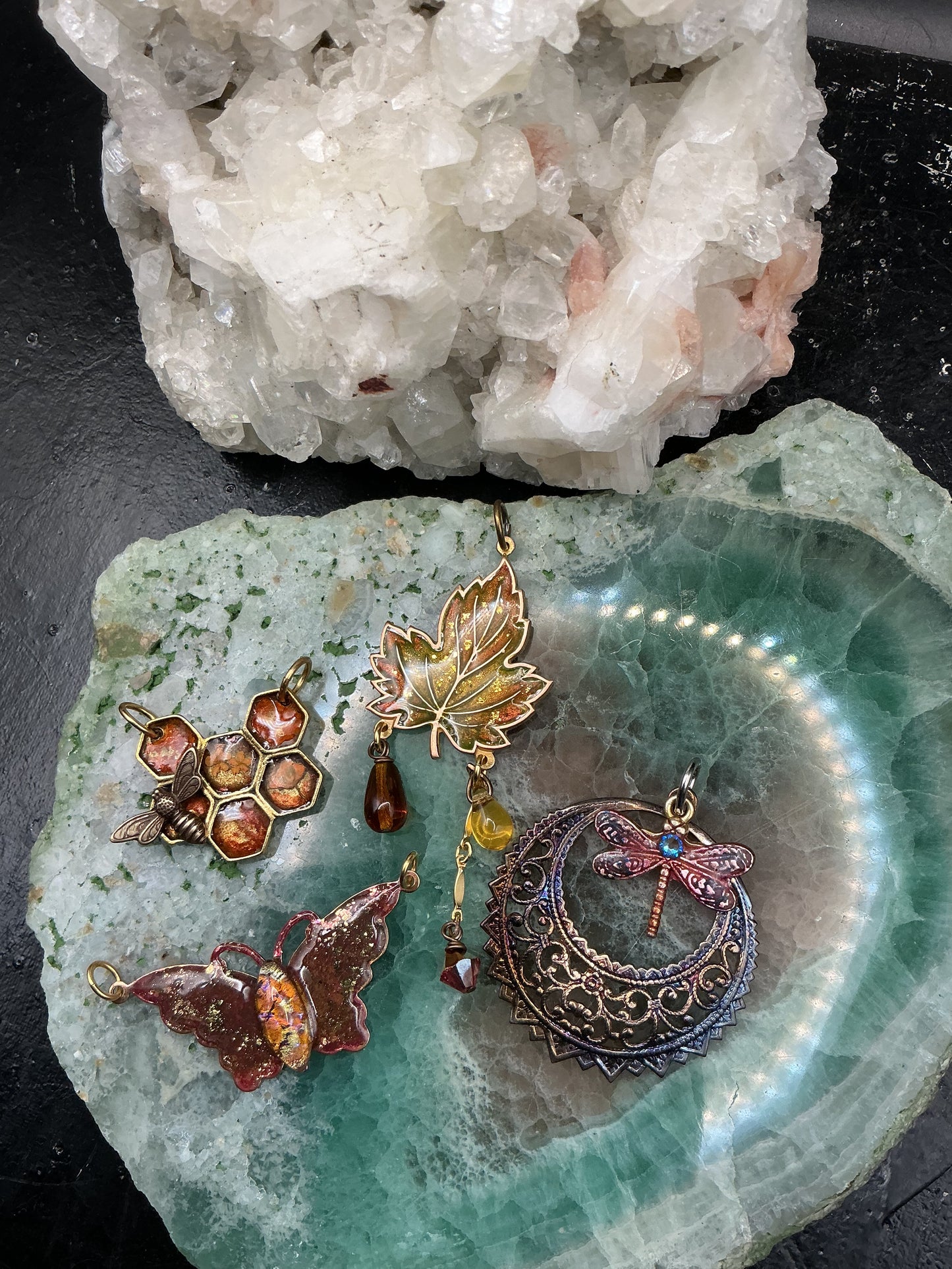 Amber Flight 4 Vintage Pendant Lot - VLS Idaho - 7/3/26