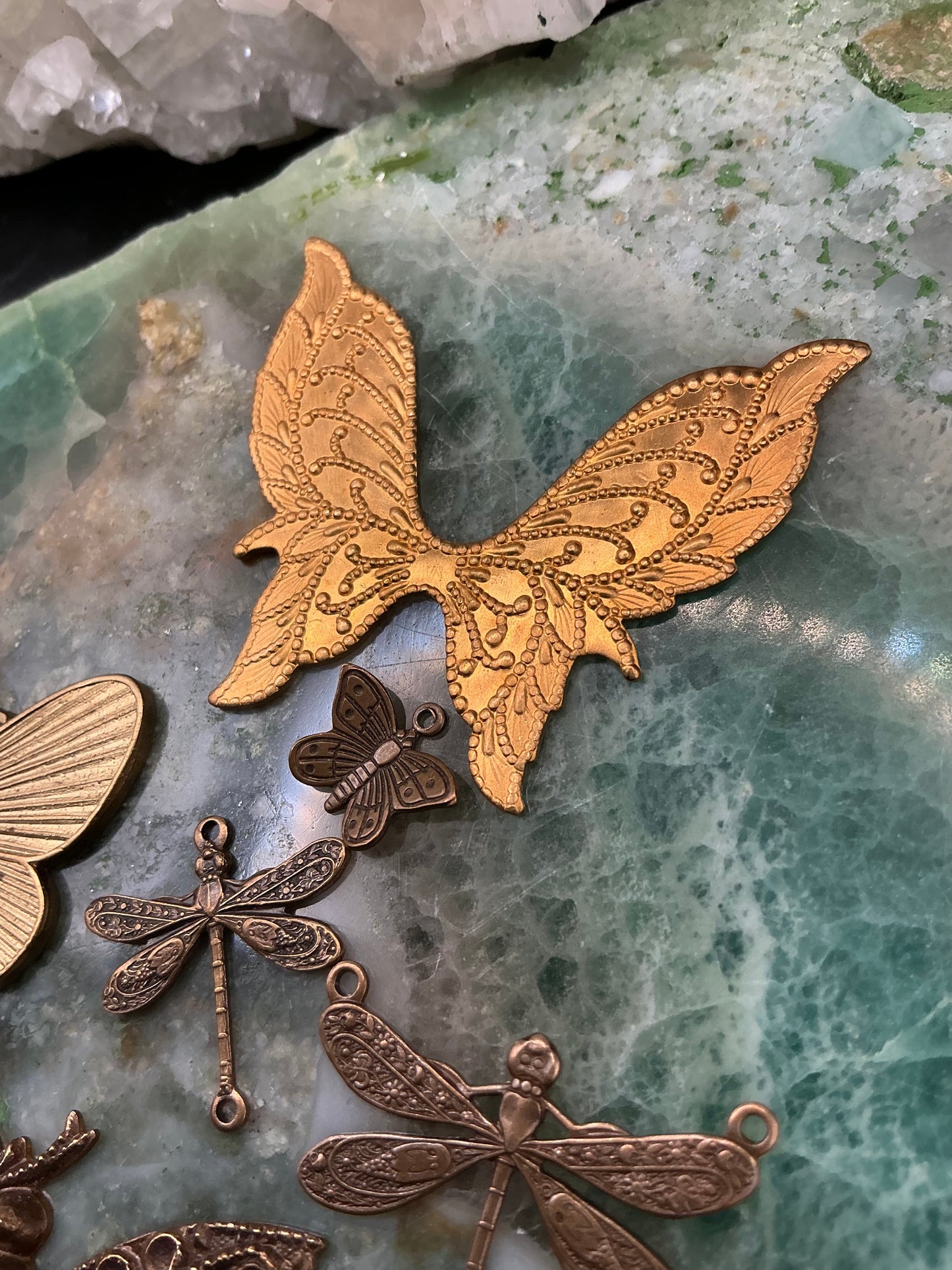 Heirloom Wings 6 Pc Vintage Vault Collection - VLS Idaho - 7/3/26