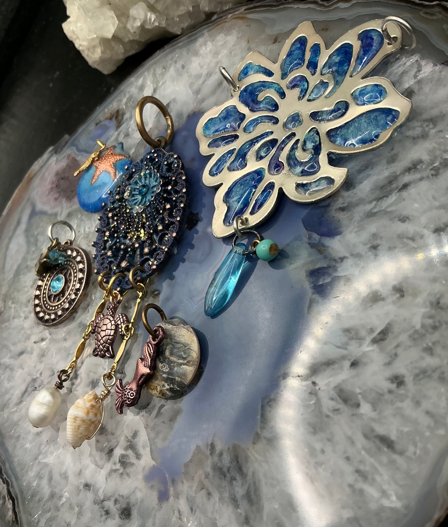 Island Reverie 5 Vintage Pendant Lot- VLS Idaho - 7/3/26