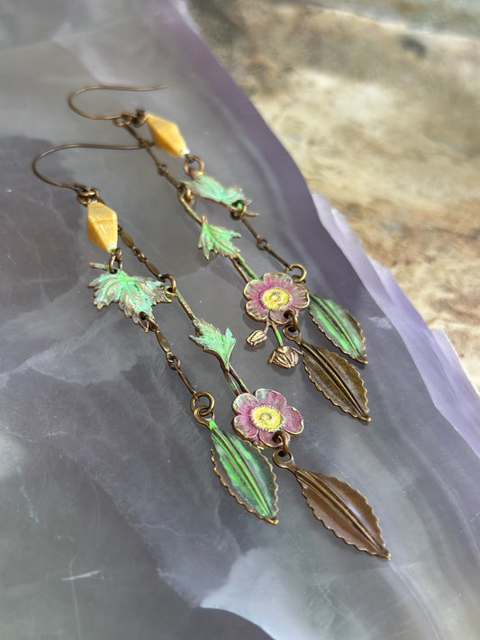 Flower Earrings Kit - Vintaj Design - 3/26/2025 - Vintaj Live Shop