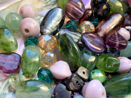 Bohemica Riverstone Vintage Deluxe Bead Mix- Idaho Vintaj Design - 10/8/2025