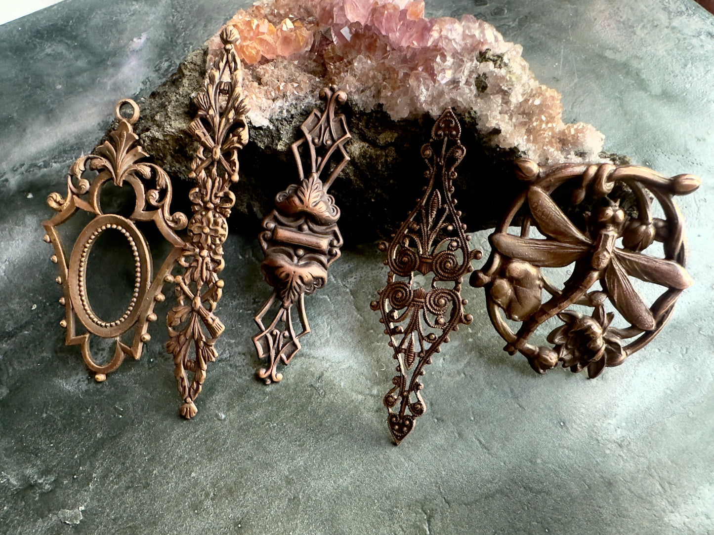 Dragonfly’s Lair - Filigree 5 Pc Vintage Vault Collection - Vintaj Idaho - 01/09/2026