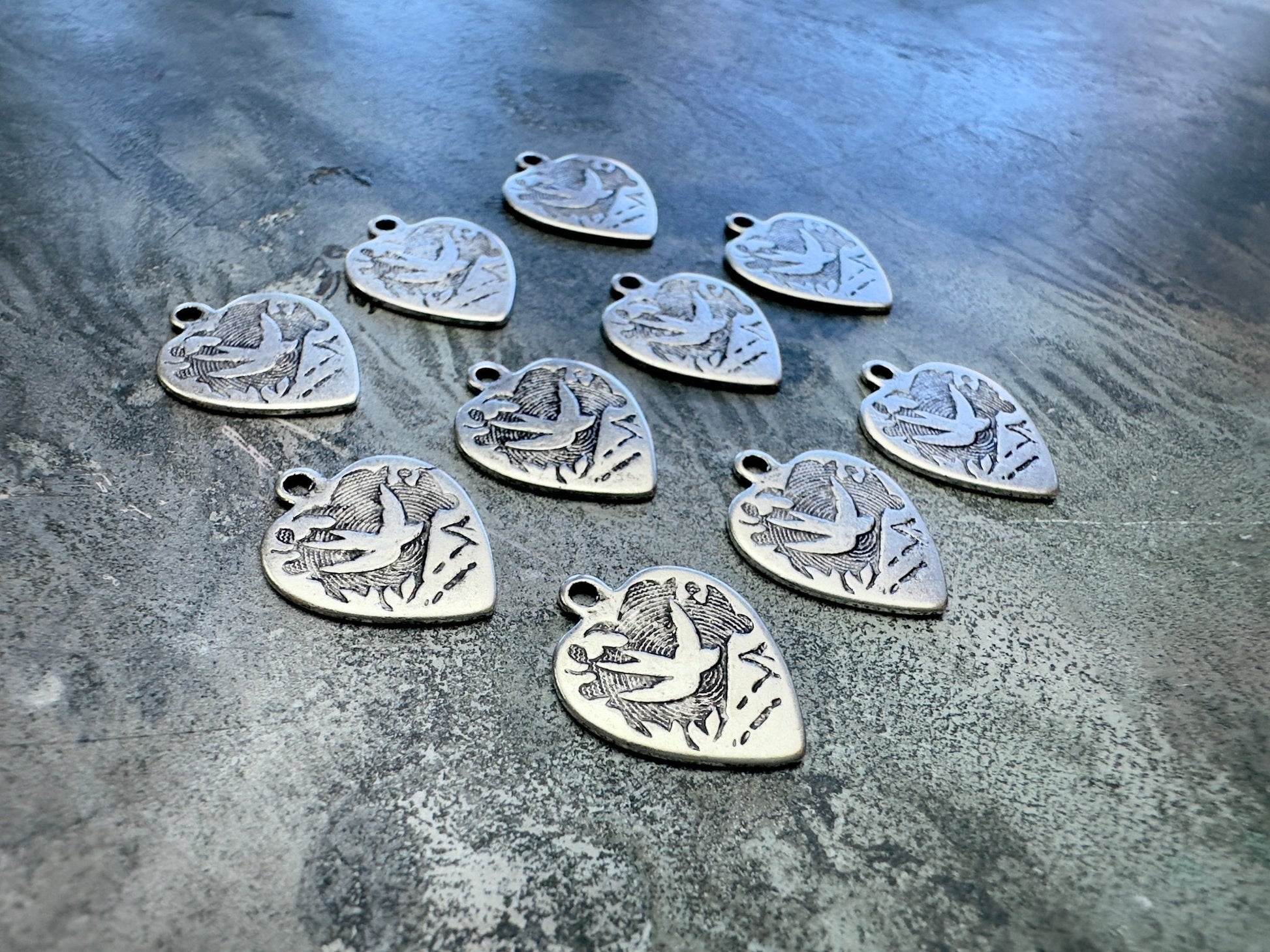 10 pcs Sparrow Heart - BULK UP - Vintaj Design - 1/22/25 - Vintaj Live Shop