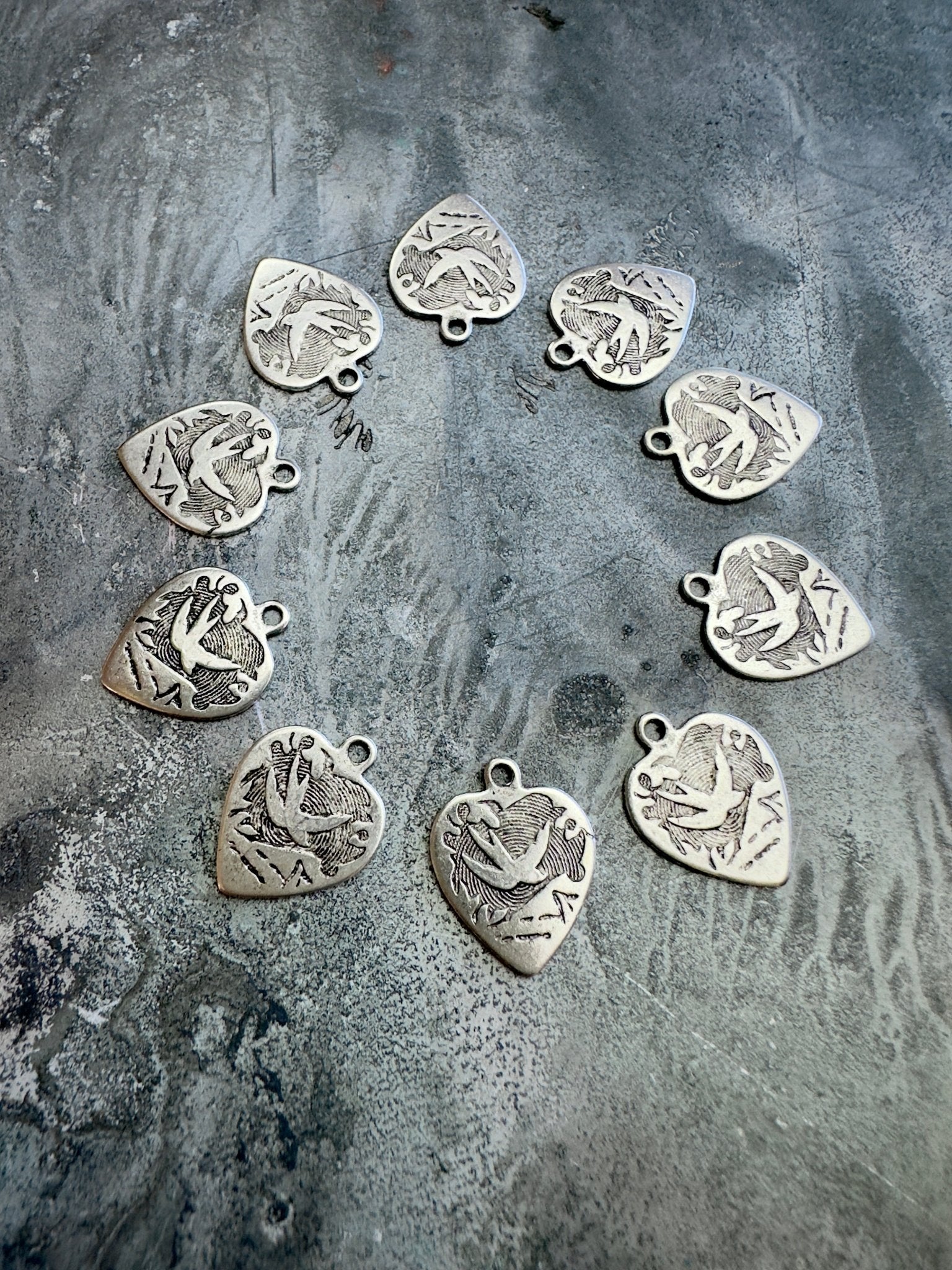 10 pcs Sparrow Heart - BULK UP - Vintaj Design - 1/22/25 - Vintaj Live Shop