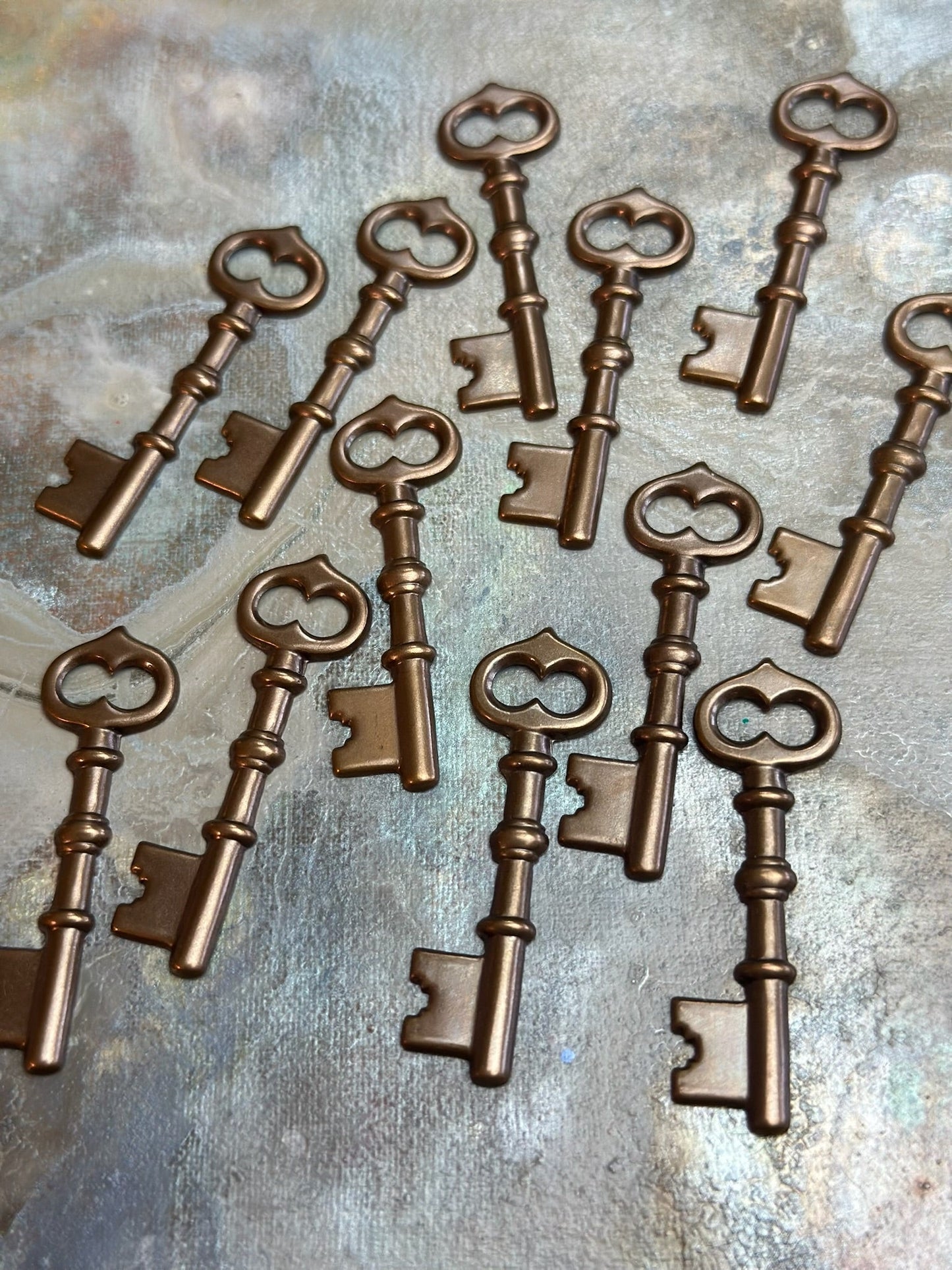 12 Pcs Skeleton Key - BULK UP - Vintaj Design - 1/8/25