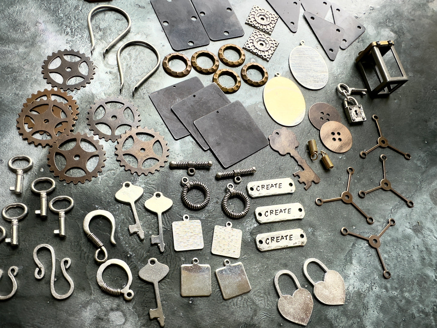 80+ pcs Steampunk Lot - Vintaj Idaho - 12/3/25