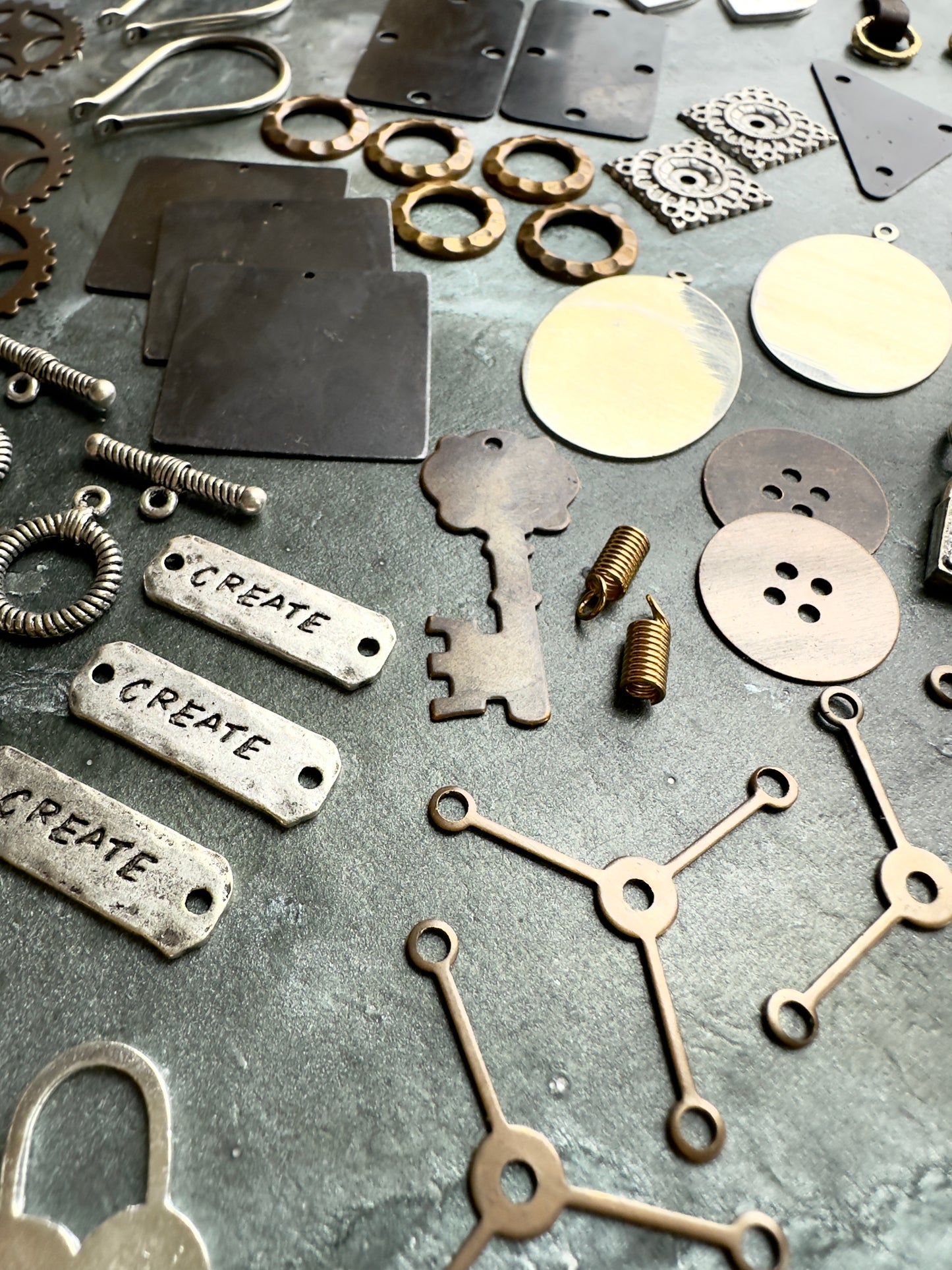 80+ pcs Steampunk Lot - Vintaj Idaho - 12/3/25