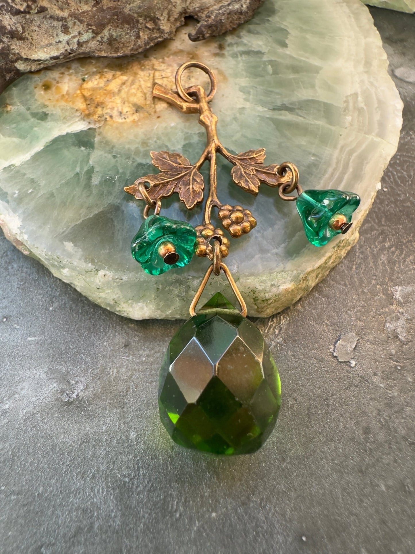 Budding Romance - Vintage Pendant Kit - Vintaj Idaho Design - 10/29/2025 - Vintaj Live Shop ID