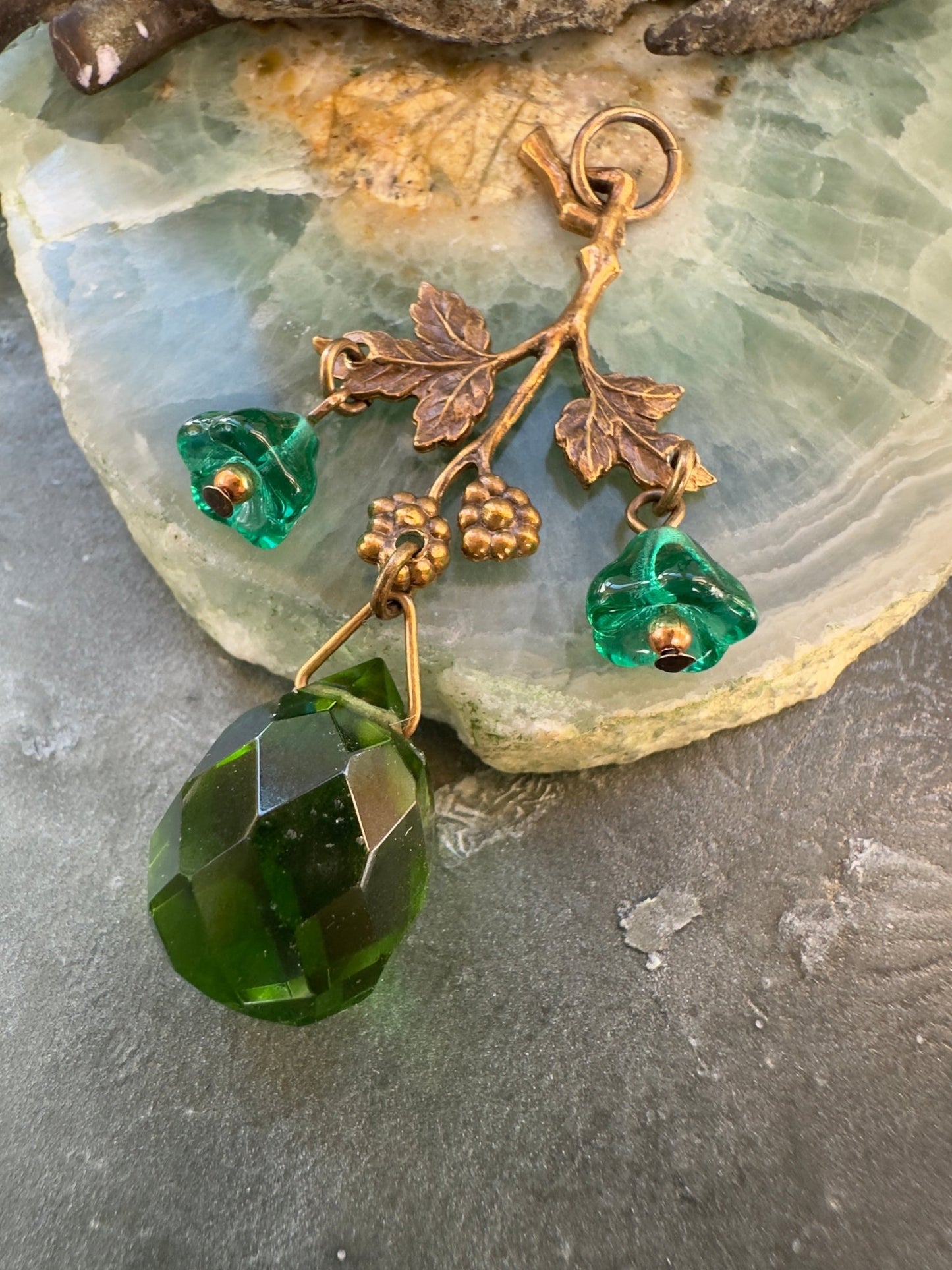 Budding Romance - Vintage Pendant Kit - Vintaj Idaho Design - 10/29/2025 - Vintaj Live Shop ID