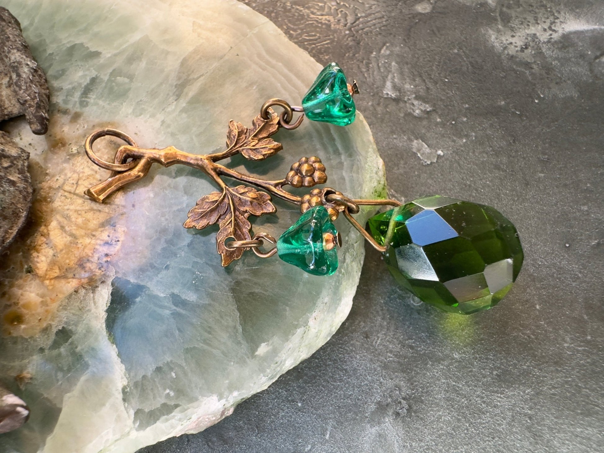 Budding Romance - Vintage Pendant Kit - Vintaj Idaho Design - 10/29/2025 - Vintaj Live Shop ID