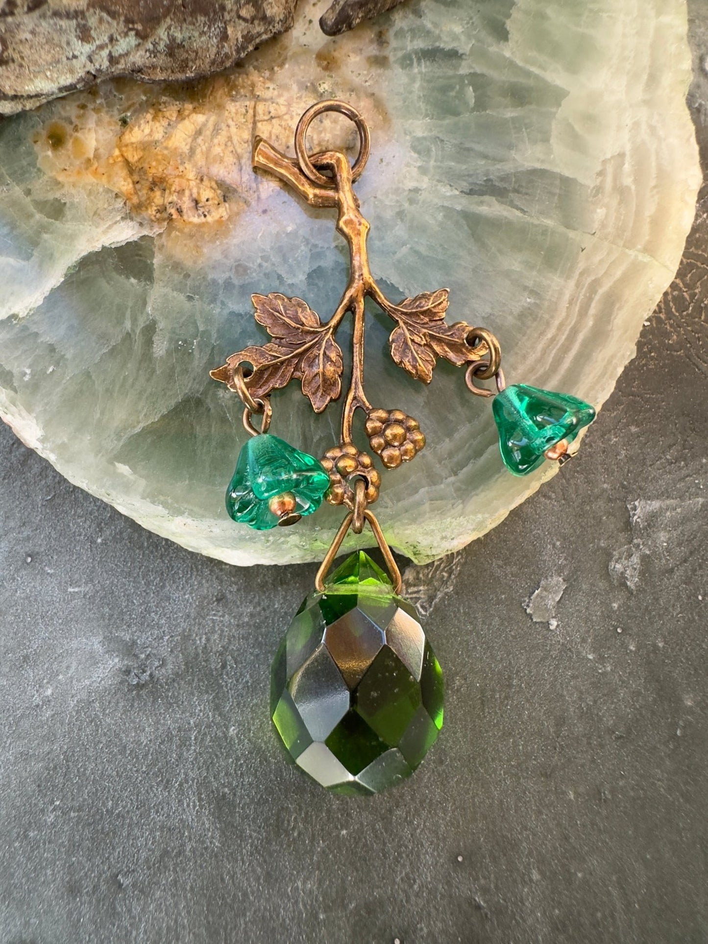 Budding Romance - Vintage Pendant Kit - Vintaj Idaho Design - 10/29/2025 - Vintaj Live Shop ID