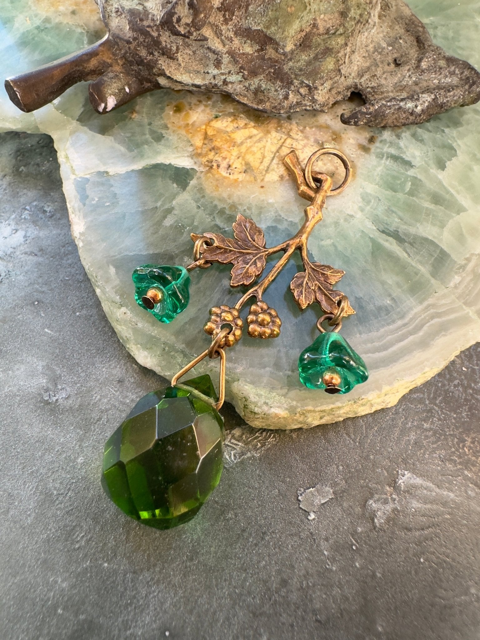 Budding Romance - Vintage Pendant Kit - Vintaj Idaho Design - 10/29/2025 - Vintaj Live Shop ID