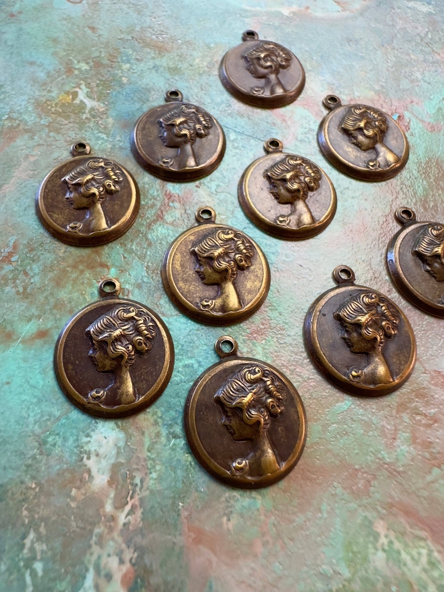 BULK UP - Cameo Charm 10 Pcs - Vintaj - 8/21 - Vintaj Live Shop ID