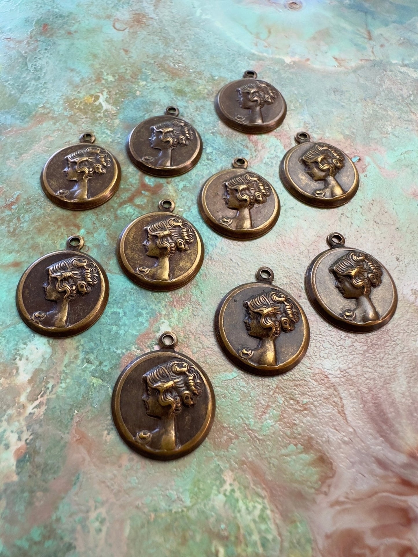 BULK UP - Cameo Charm 10 Pcs - Vintaj - 8/21 - Vintaj Live Shop ID
