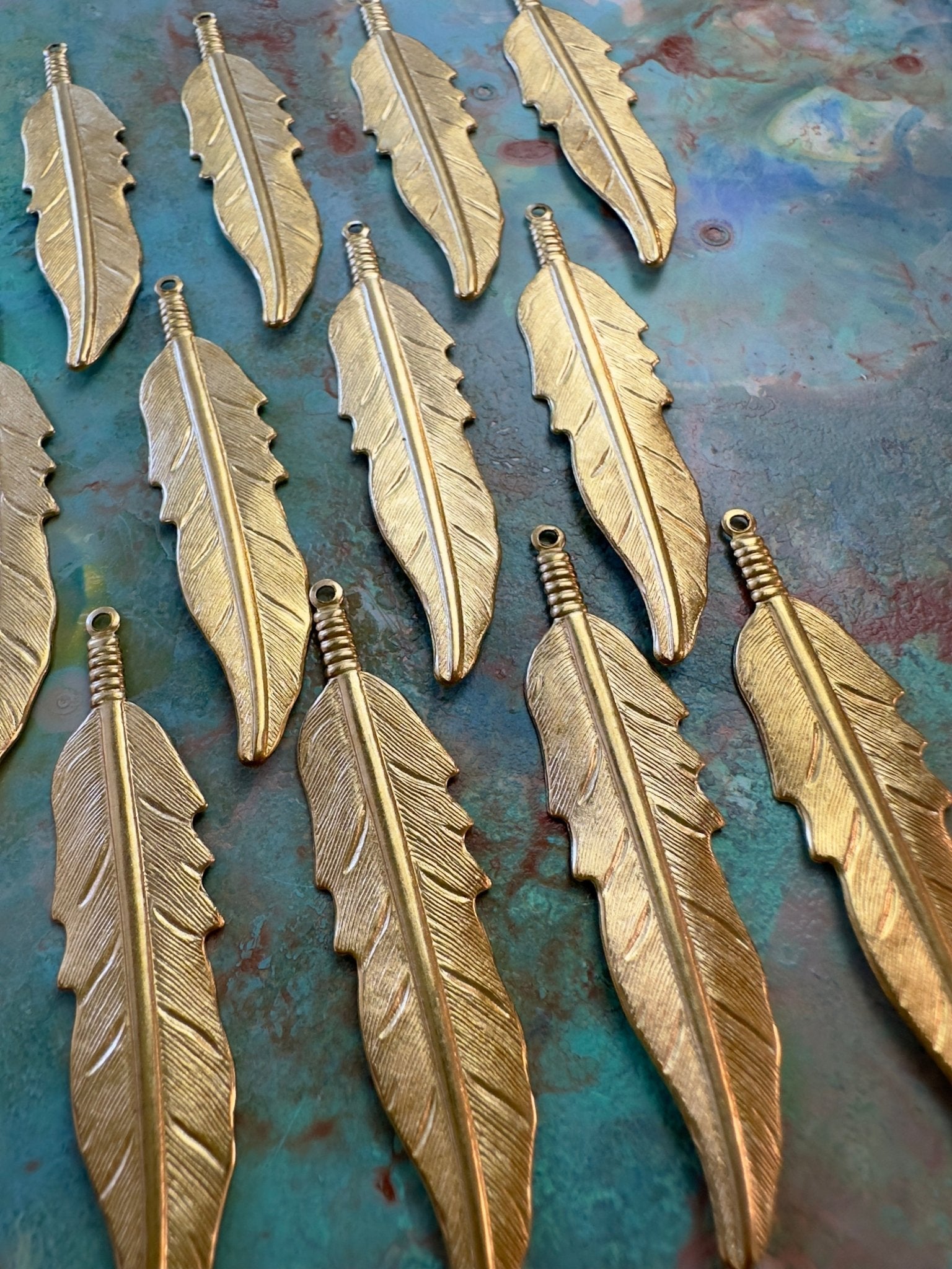 BULK UP - Native Feather 12 Pcs Pendants - Vintaj - 8/21 - Vintaj Live Shop ID