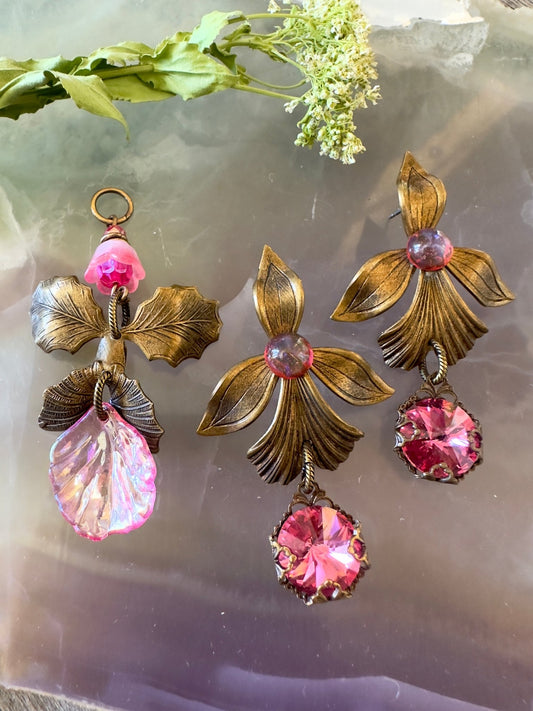 Calla Lily Ember - Pendant Earrings Kit - 5/23/2025 - Vintaj Live Shop ID
