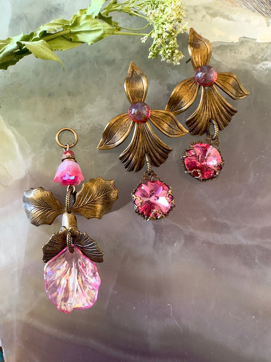 Calla Lily Ember - Pendant Earrings Kit - 5/23/2025 - Vintaj Live Shop ID