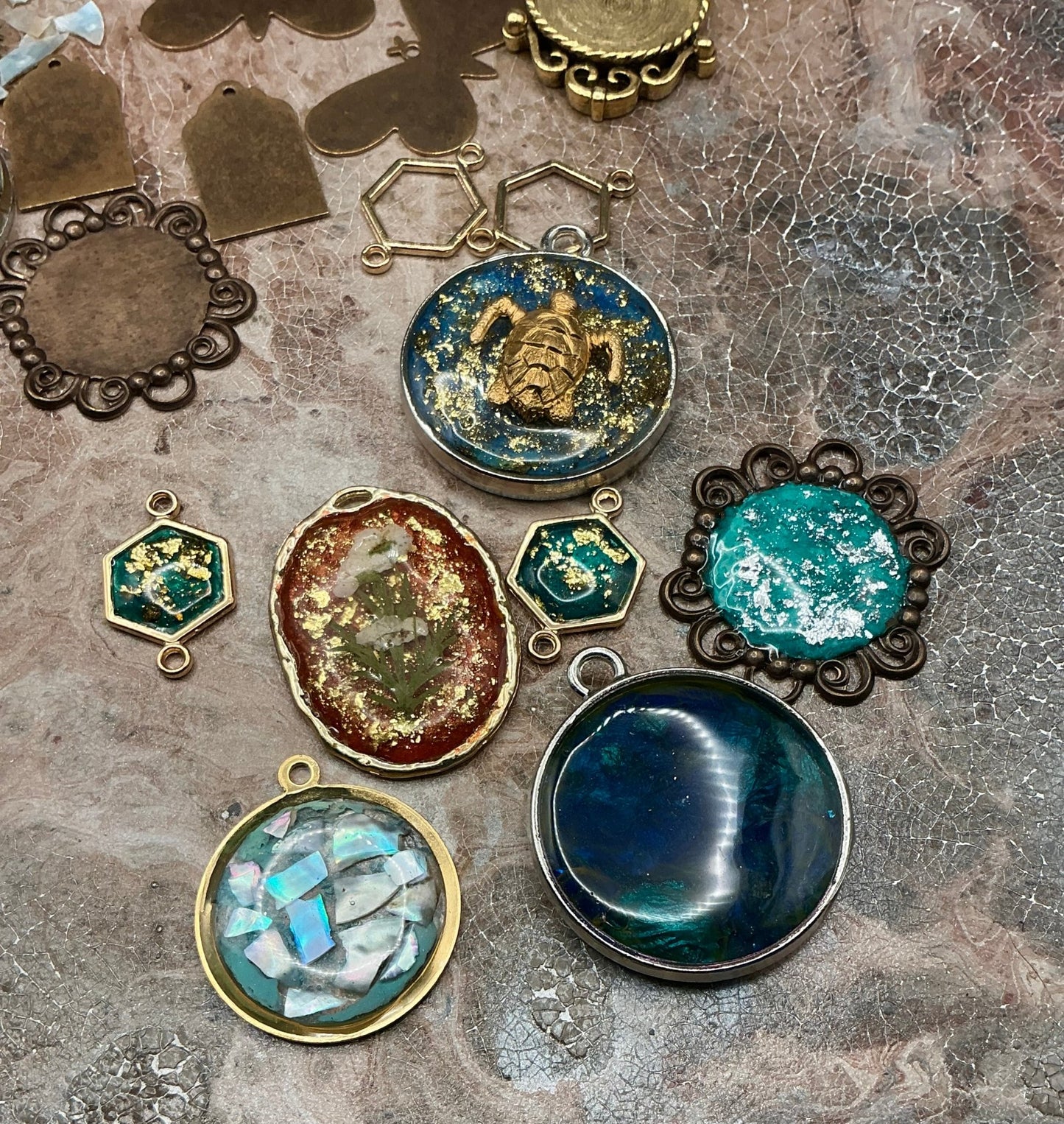 Coastal Crafter Resin Inspo Pack - VLS Idaho - 7/3/26 - Vintaj Live Shop ID