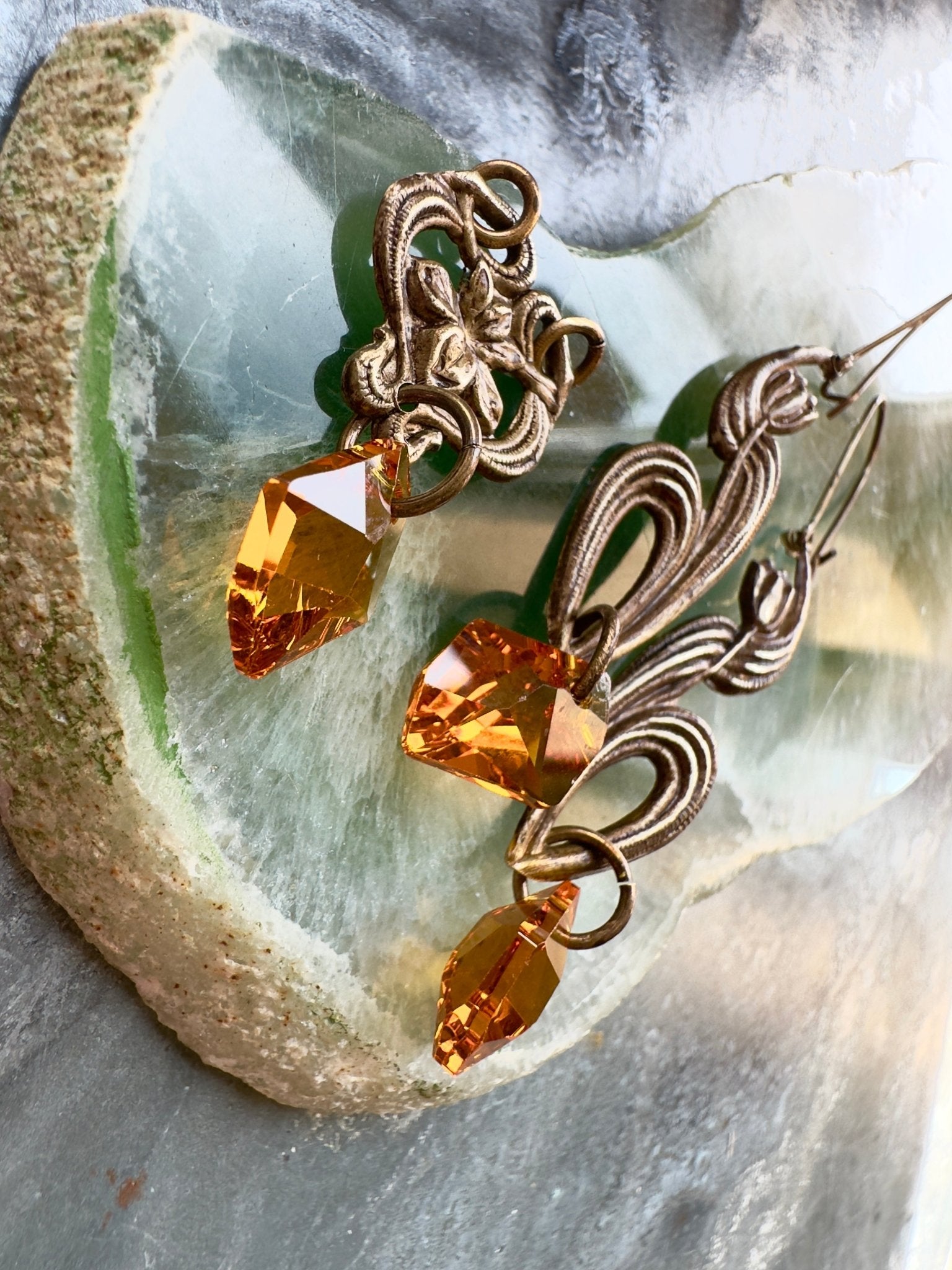 Crystalline Lotus - Pendant & Earring Kit - Vintaj Idaho Design - 10/1/2025 - Vintaj Live Shop ID