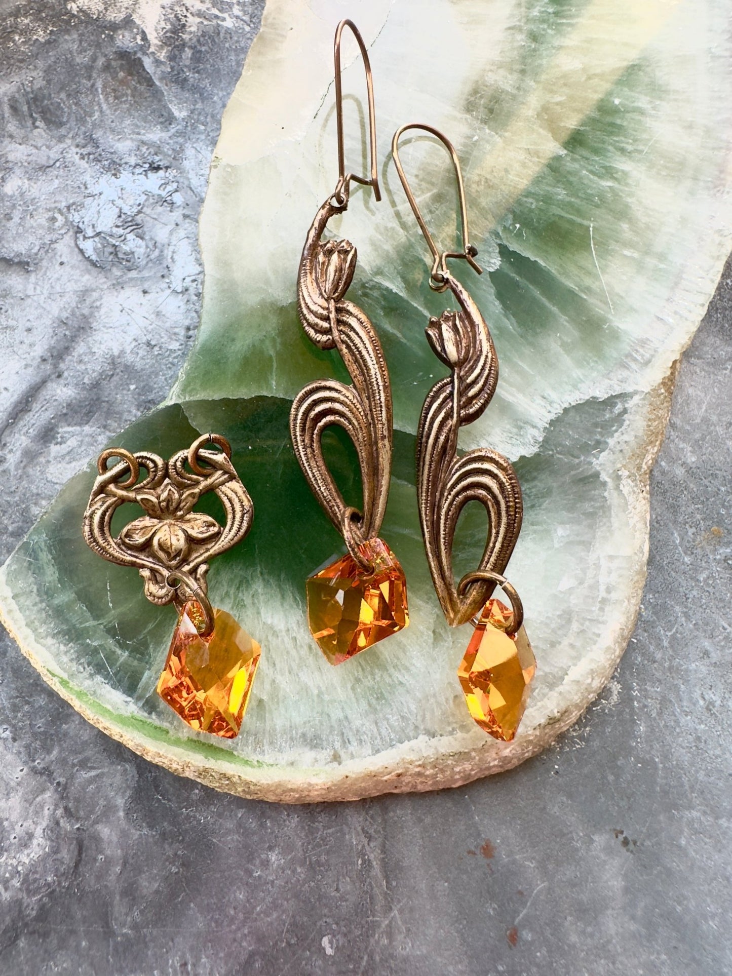 Crystalline Lotus - Pendant & Earring Kit - Vintaj Idaho Design - 10/1/2025 - Vintaj Live Shop ID