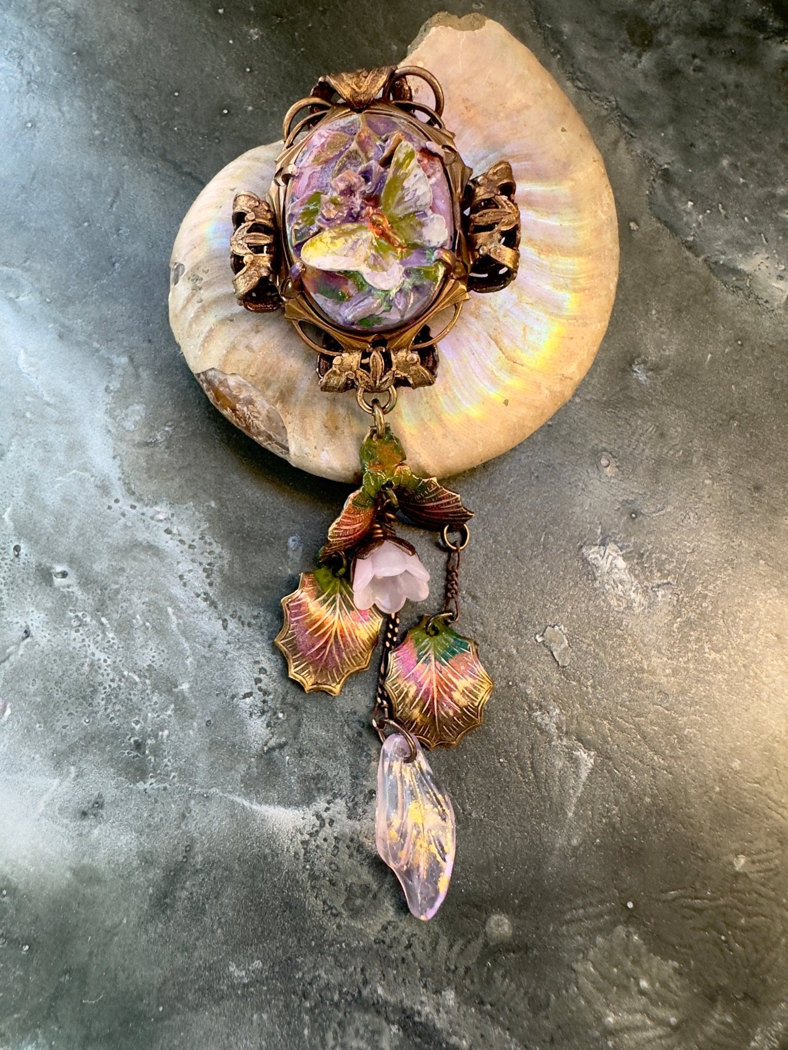 Dancing Daydream - Vintage Pendant Kit - Vintaj Idaho Design - 10/22/2025 - Vintaj Live Shop ID