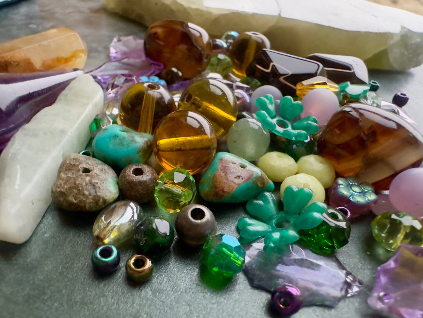 Fairy full Fern Gem - Large 2.5 Oz Vintage Deluxe Bead Mix - Vintaj Idaho Design - 01/20/2026 - Vintaj Live Shop ID