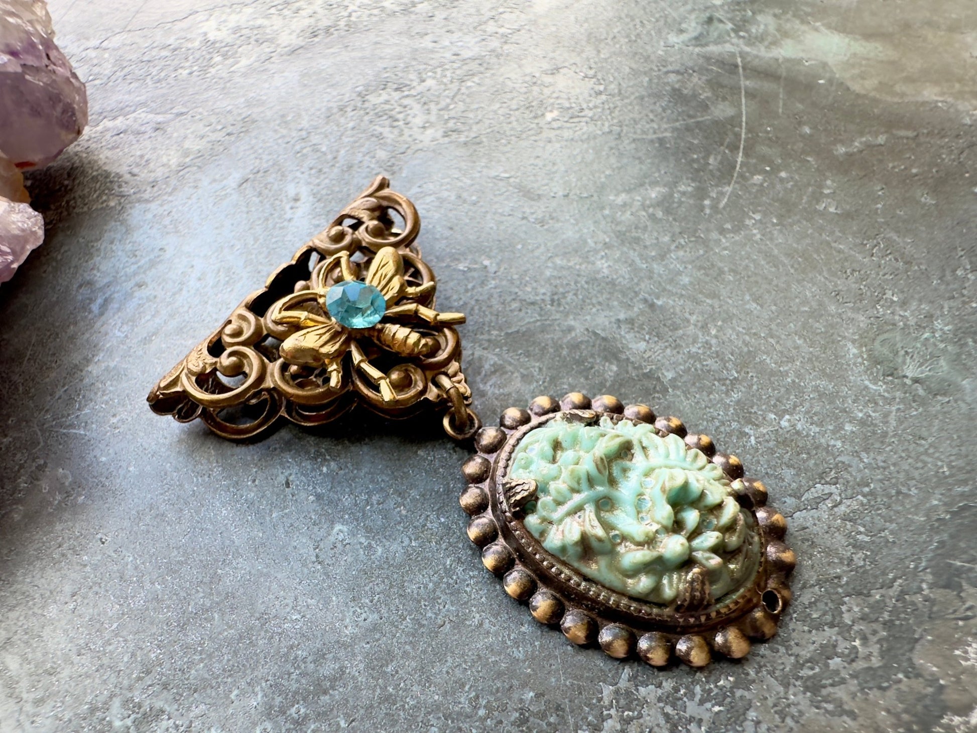Fleur De Bee Pendant Kit - Vintaj Idaho Design - 8/6/2025 - Vintaj Live Shop ID