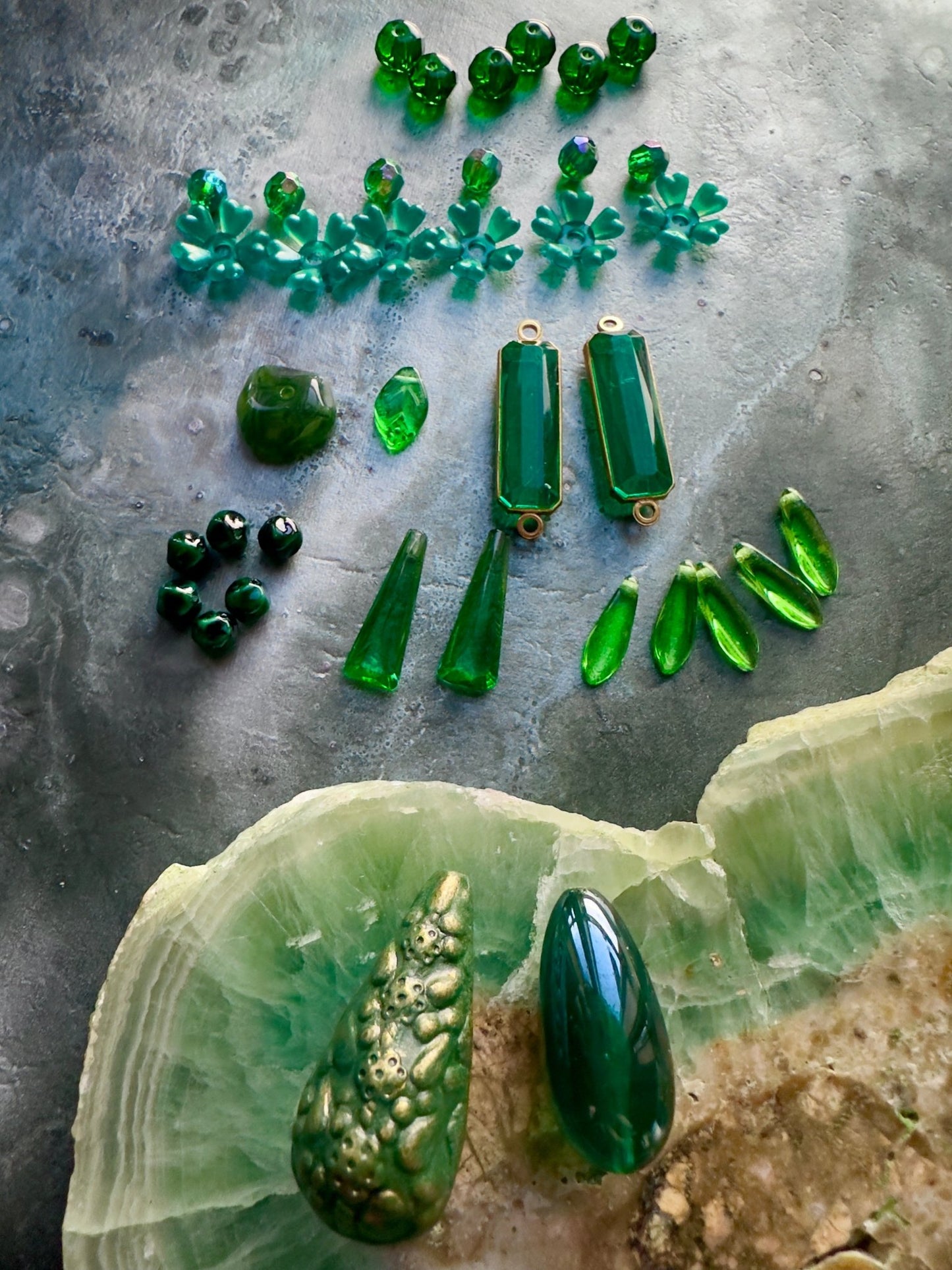 Forever Evergreen - 36 Pc Vintage Rare Bead Pendant Inspo Lot - Vintaj Idaho Design - 12/17/2025 - Vintaj Live Shop ID
