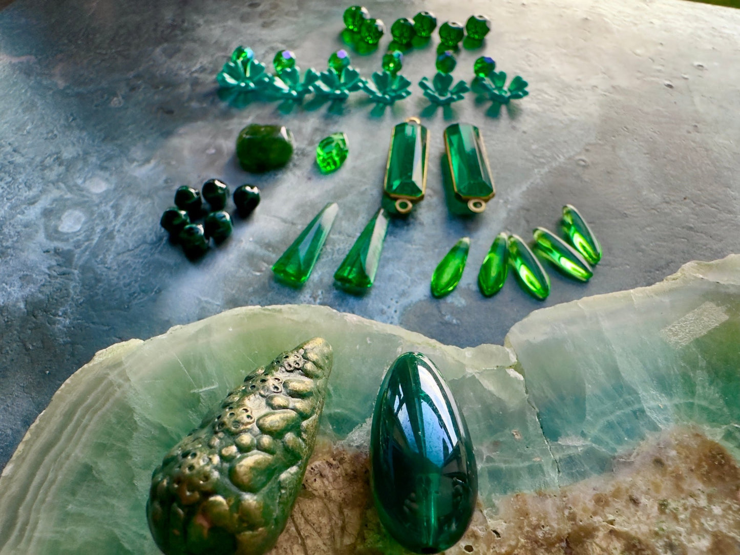 Forever Evergreen - 36 Pc Vintage Rare Bead Pendant Inspo Lot - Vintaj Idaho Design - 12/17/2025 - Vintaj Live Shop ID