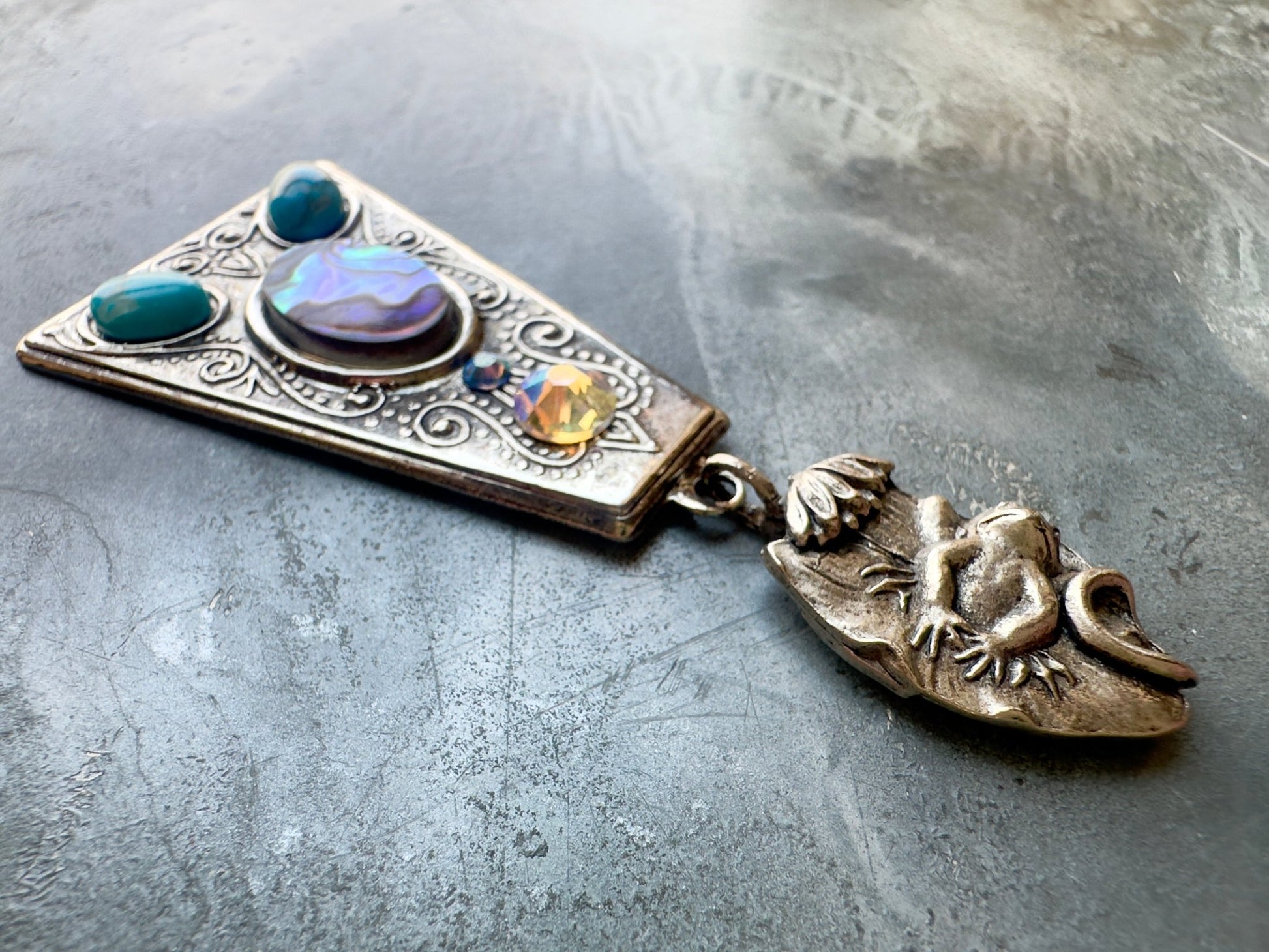 Frog Princess - Pendant Kit - Vintaj Idaho Design - 9/4/2025 - Vintaj Live Shop ID