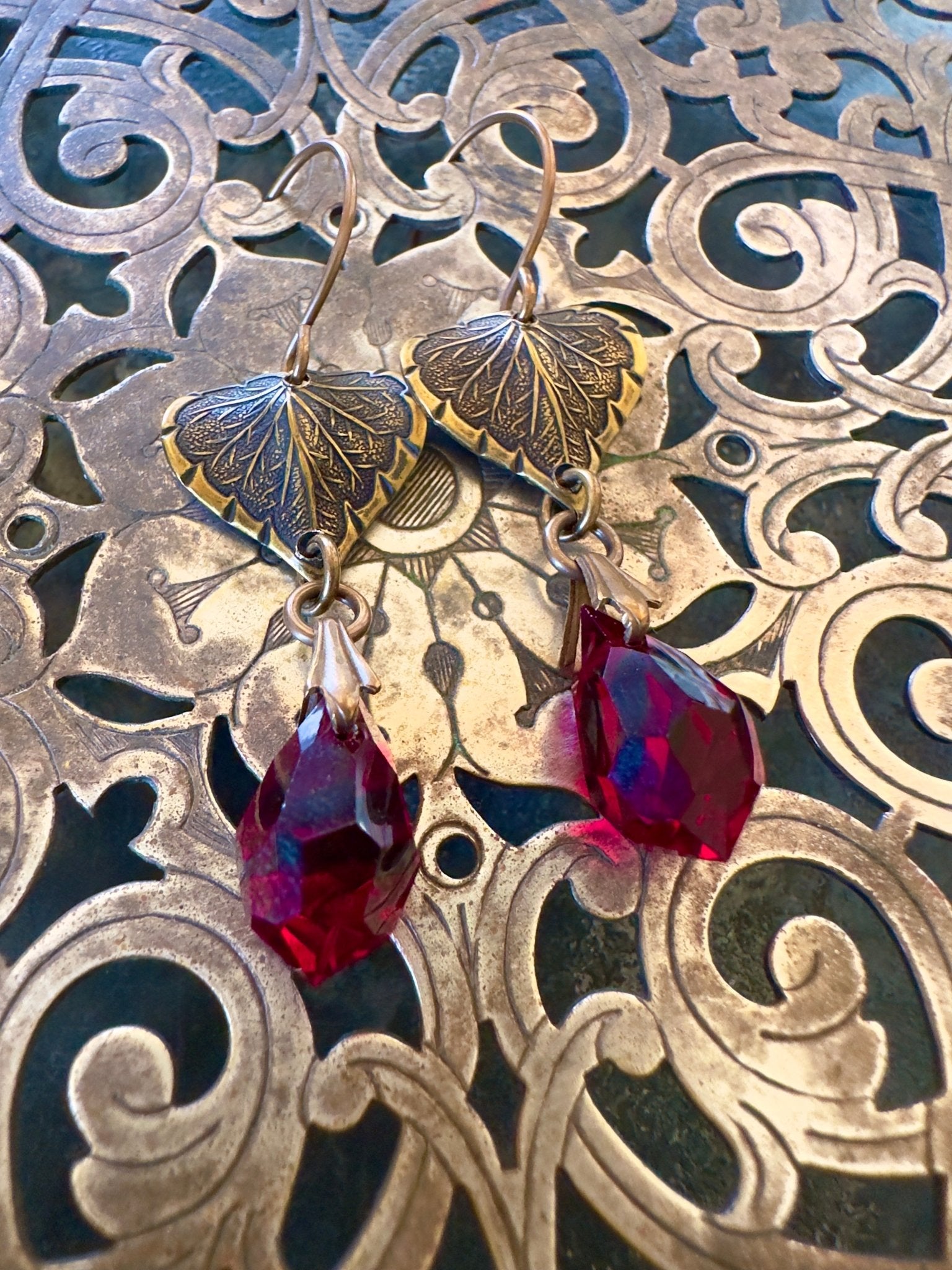 Garnet Romance - Earrings Kit - Vintaj Idaho Design - 7/30/2025 - Vintaj Live Shop ID