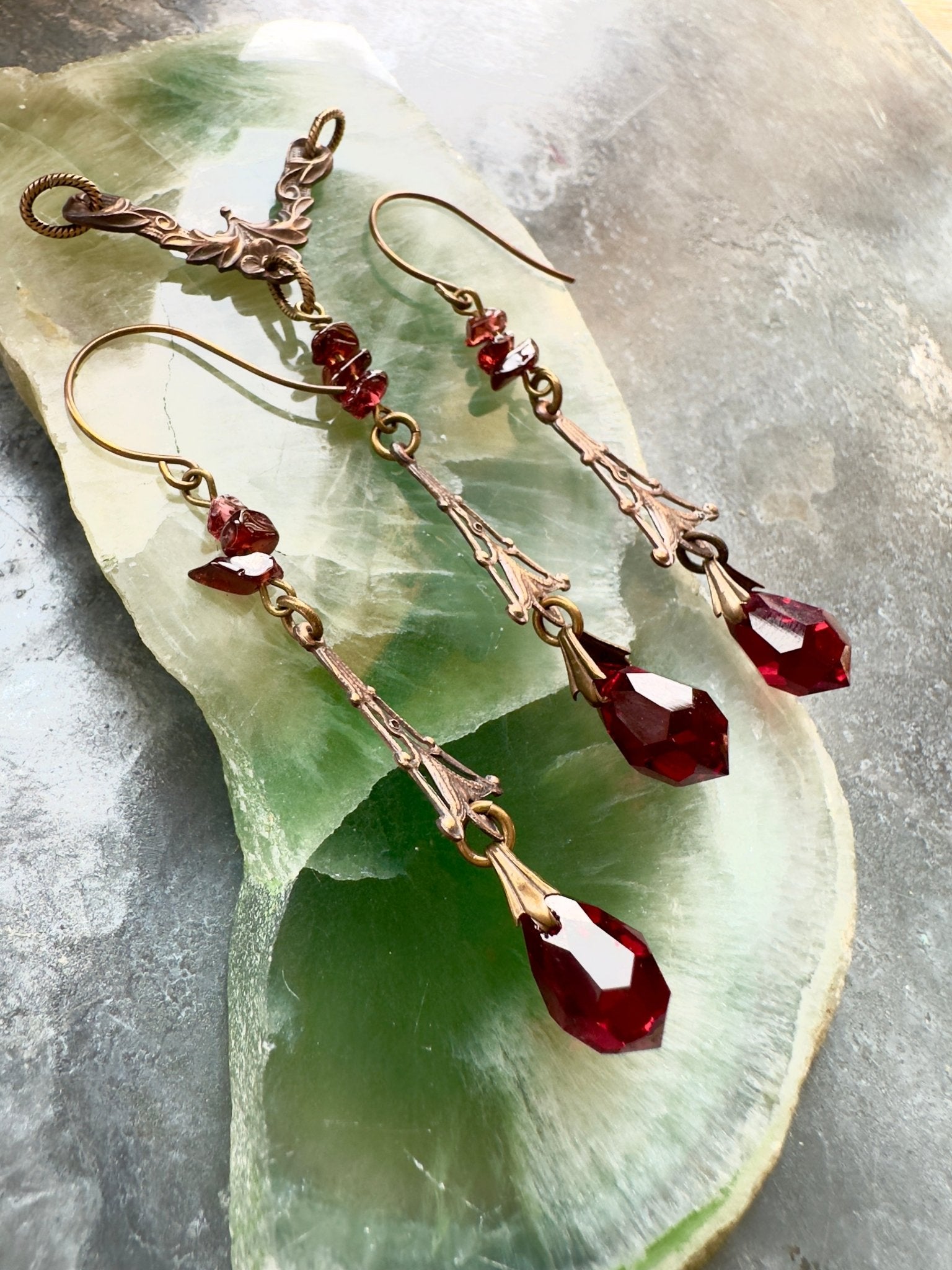 Garnet Trellis - Pendant & Earring Kit - Vintaj Idaho Design - 10/1/2025 - Vintaj Live Shop ID
