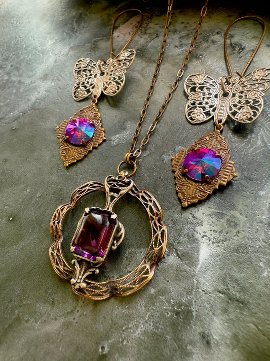 Lot 20 Weekend Pop - Up - Jewelry Trunk Sale - Vintaj Idaho Design - 10/25/25 - Vintaj Live Shop ID