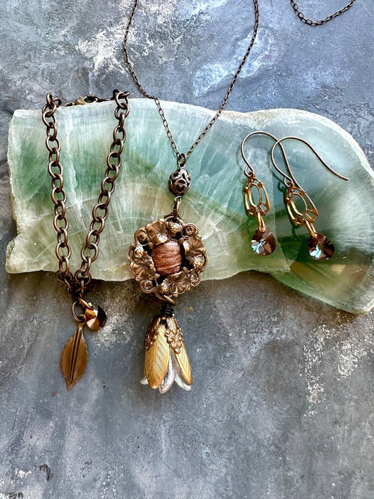 Lot 77 Renaissance Faire Live - Jewelry Trunk Sale - Vintaj Idaho Design - 9/19/25 - Vintaj Live Shop ID