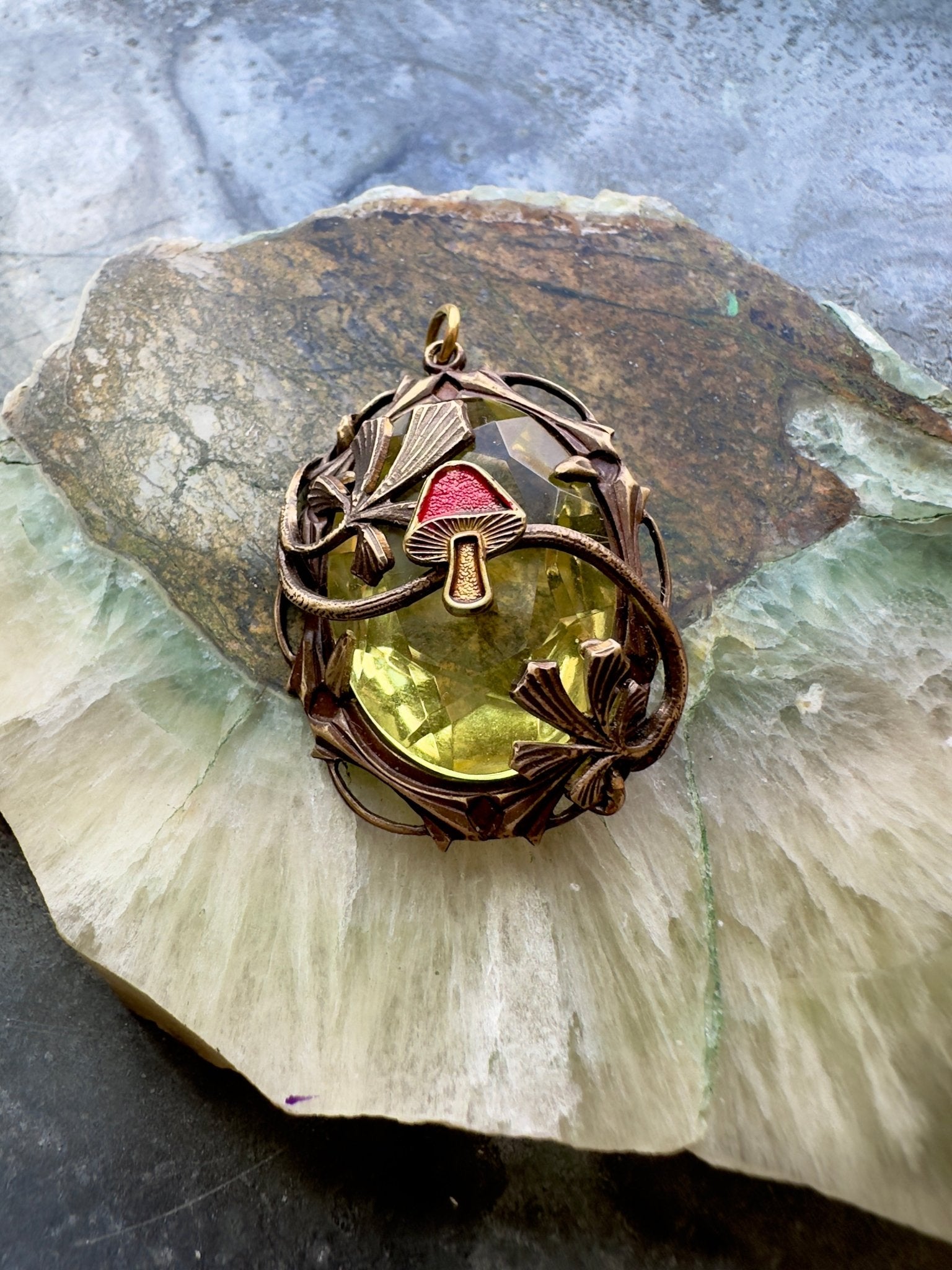 Meadow Mooncap Pendant Kit - Vintaj Idaho Design - 8/6/2025 - Vintaj Live Shop ID